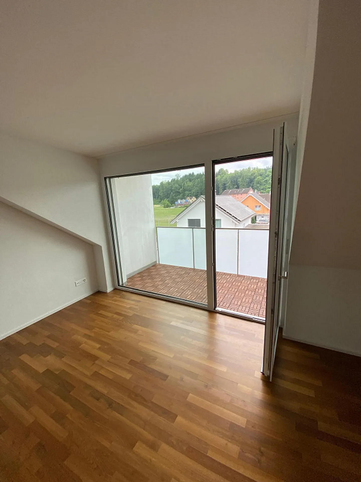 Arriving in Henau: Here is your new home (2.5-room attic apartment) - Photo 5 of 13