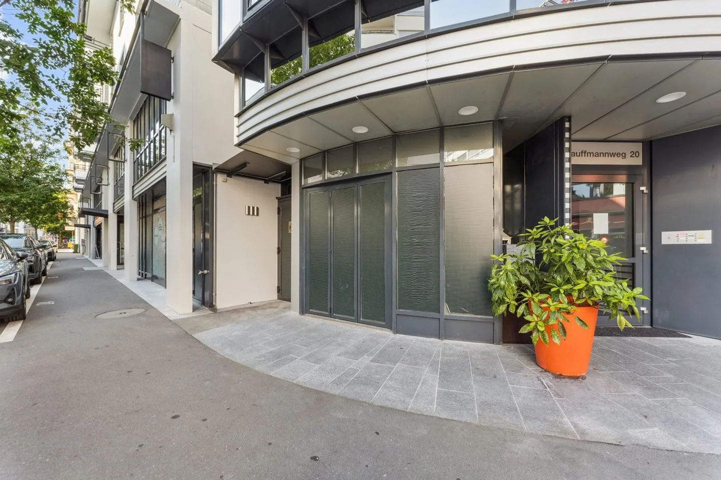 Spazio commerciale di alta qualità nella Neustadt di Lucerna – Moderno, Flessibile, Centrale - Foto 1 di 3