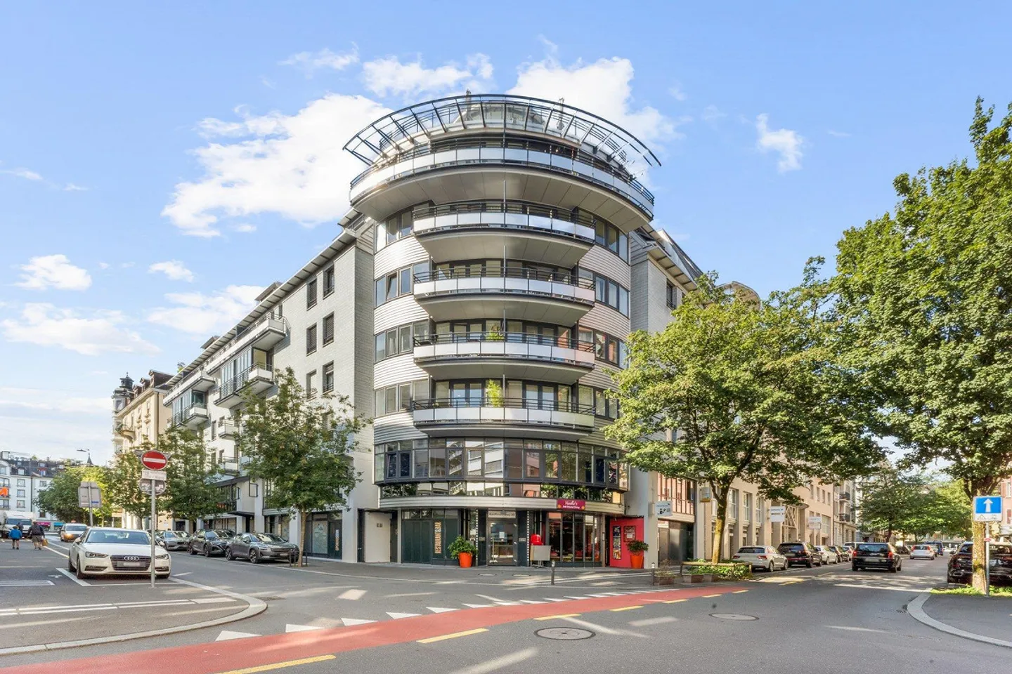 Spazio commerciale di alta qualità nella Neustadt di Lucerna – Moderno, Flessibile, Centrale - Foto 2 di 3