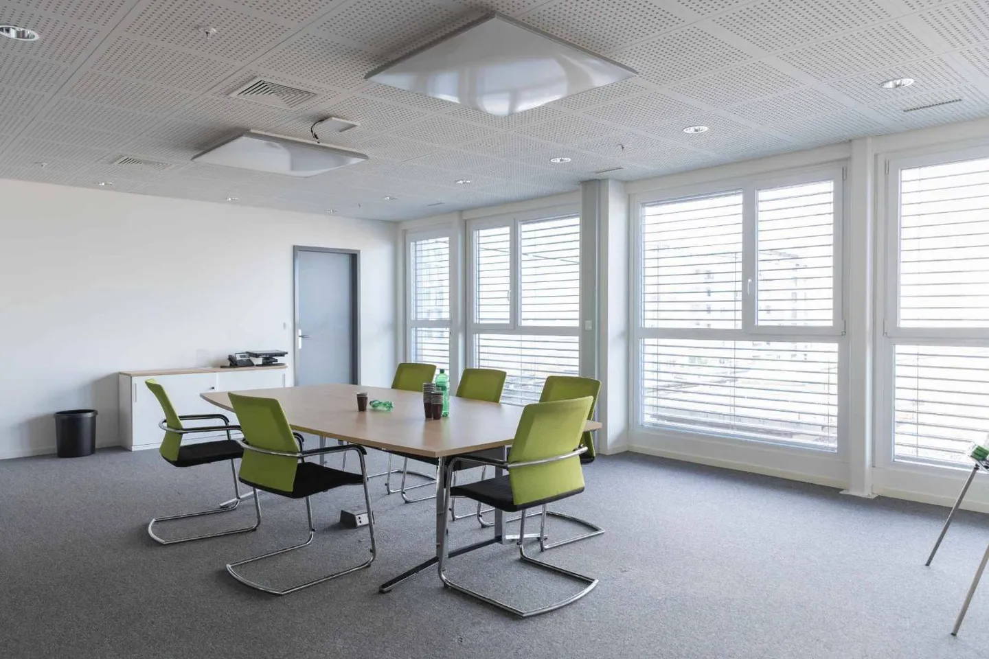 Magnificent Office Spaces - Photo 4 of 6