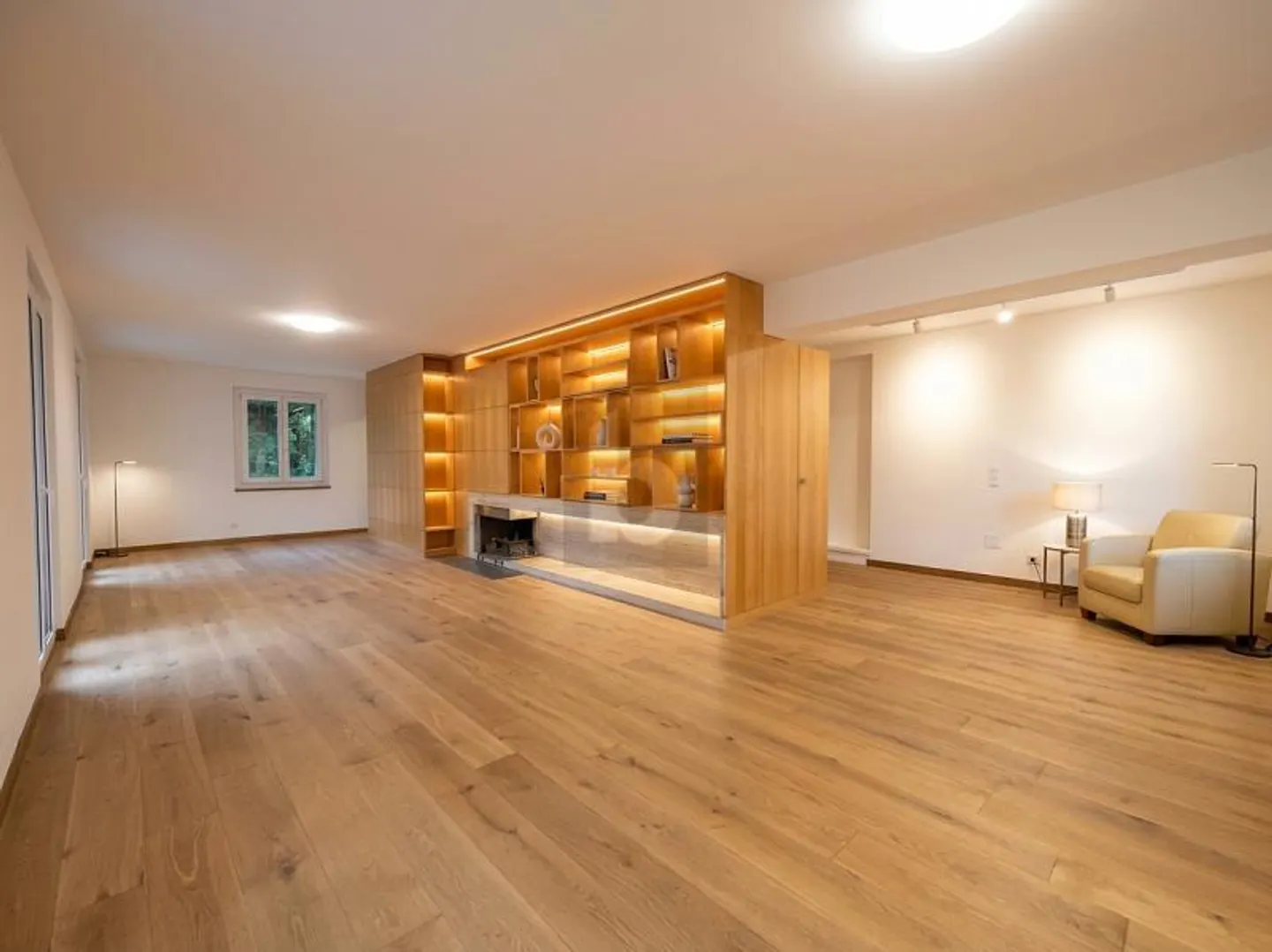 MAGNIFICENT WITH PRIVATE GARDEN AND VIEW - Photo 1 of 6