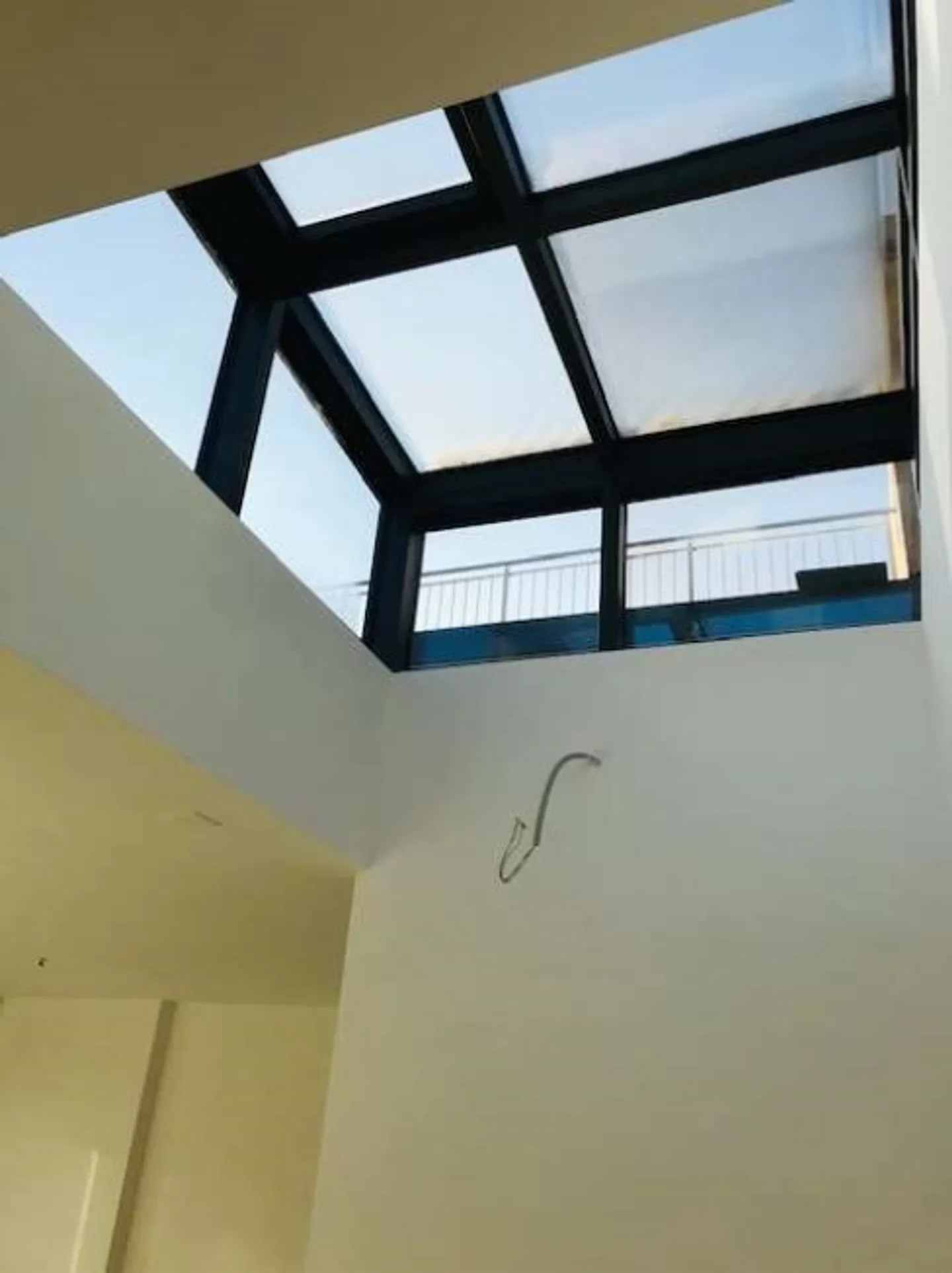 Nuovo appartamento di 2,5 stanze nella zona residenziale - Foto 6 di 14