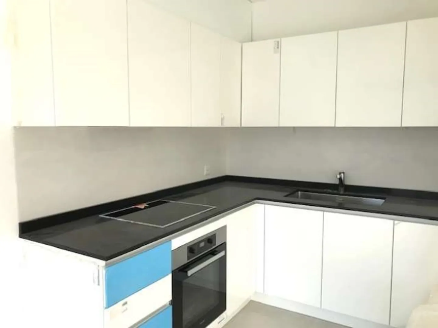 Nuovo appartamento di 2,5 stanze nella zona residenziale - Foto 7 di 14