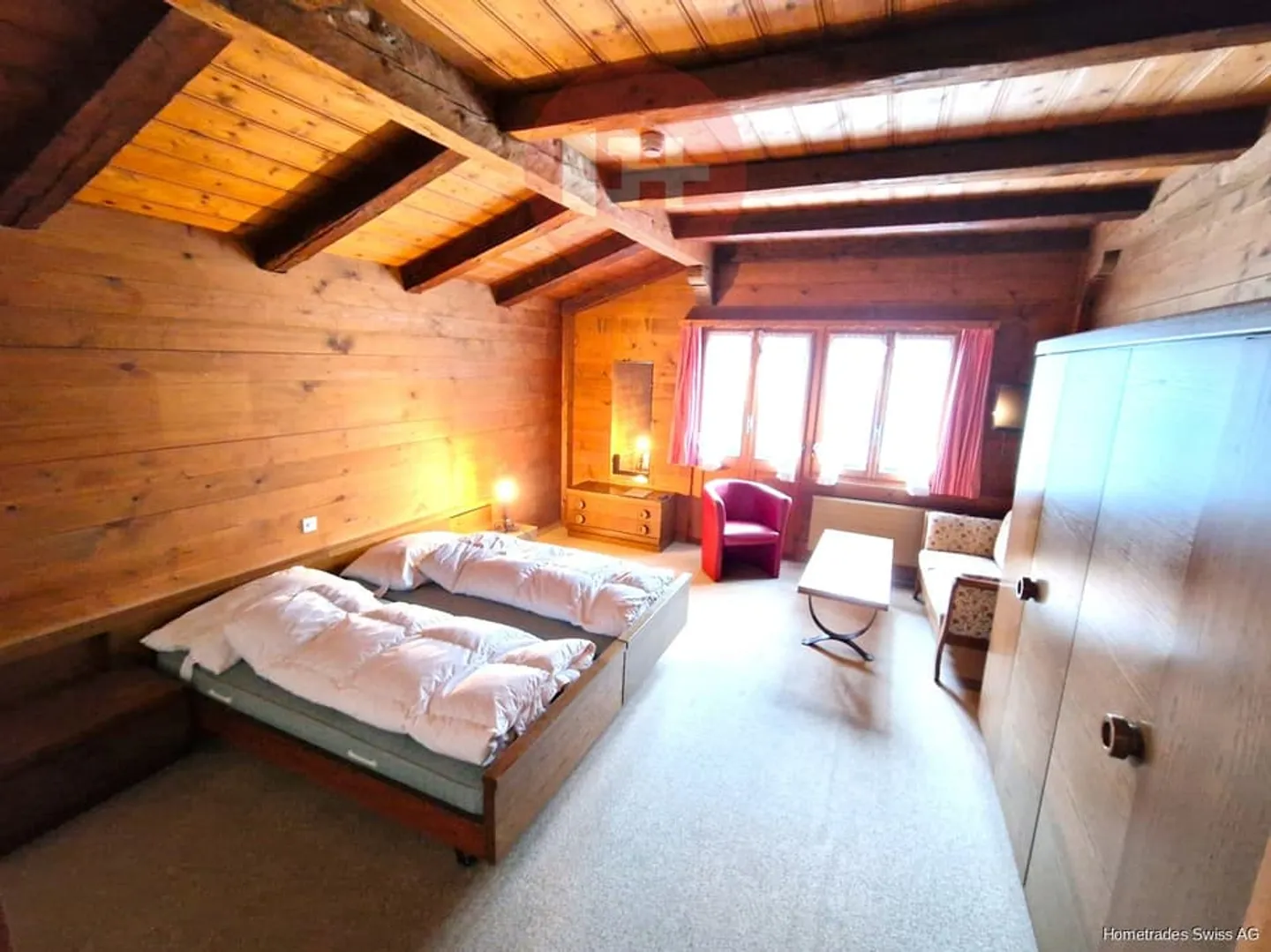 RUSTIC SIMMENTAL HOTEL, +SWIMMINGPOOL, +7 CARPORTS! - Photo 11 of 12