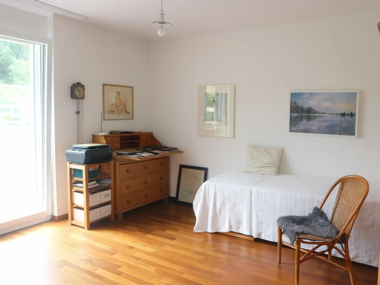 Modern 4.5-room penthouse apartment: large terrace with a view - Photo 3 of 9