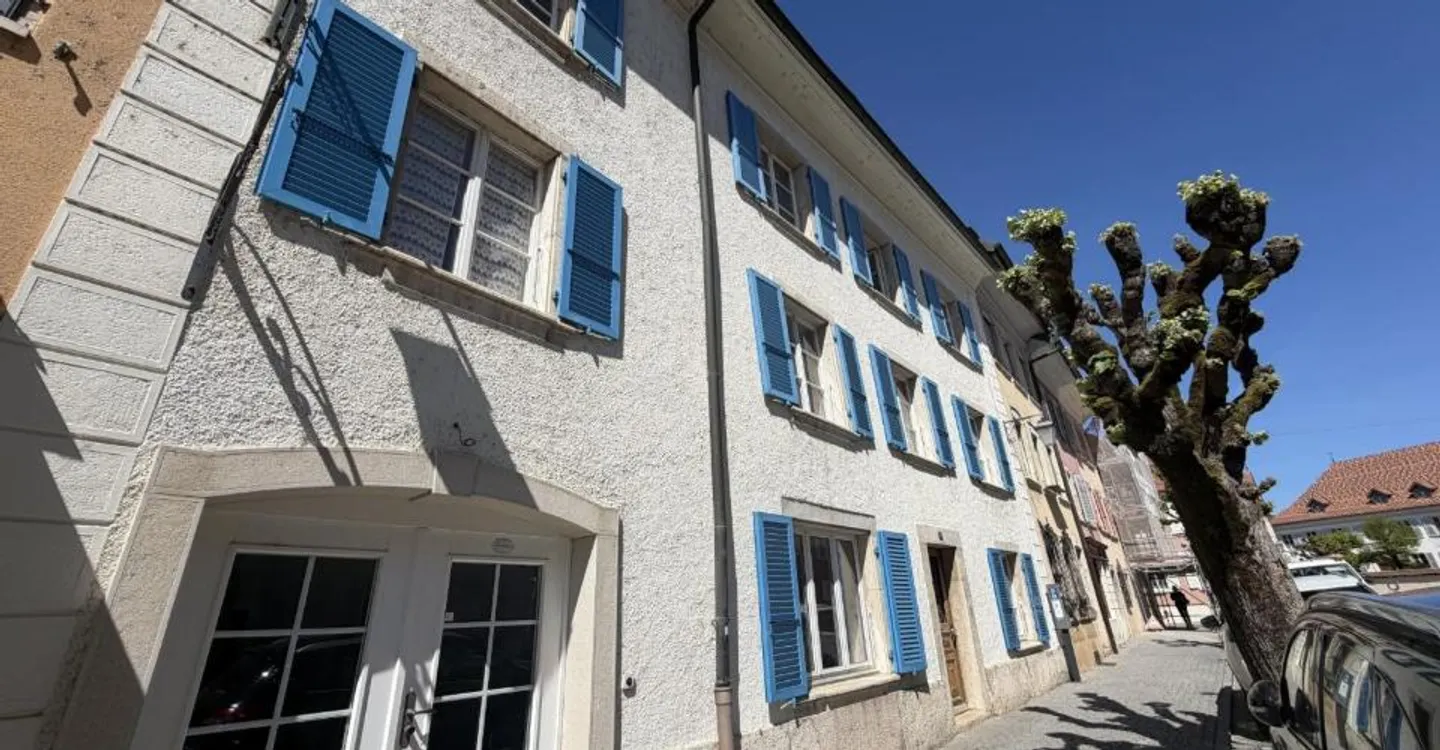 Edificio misto - Foto 1 di 12