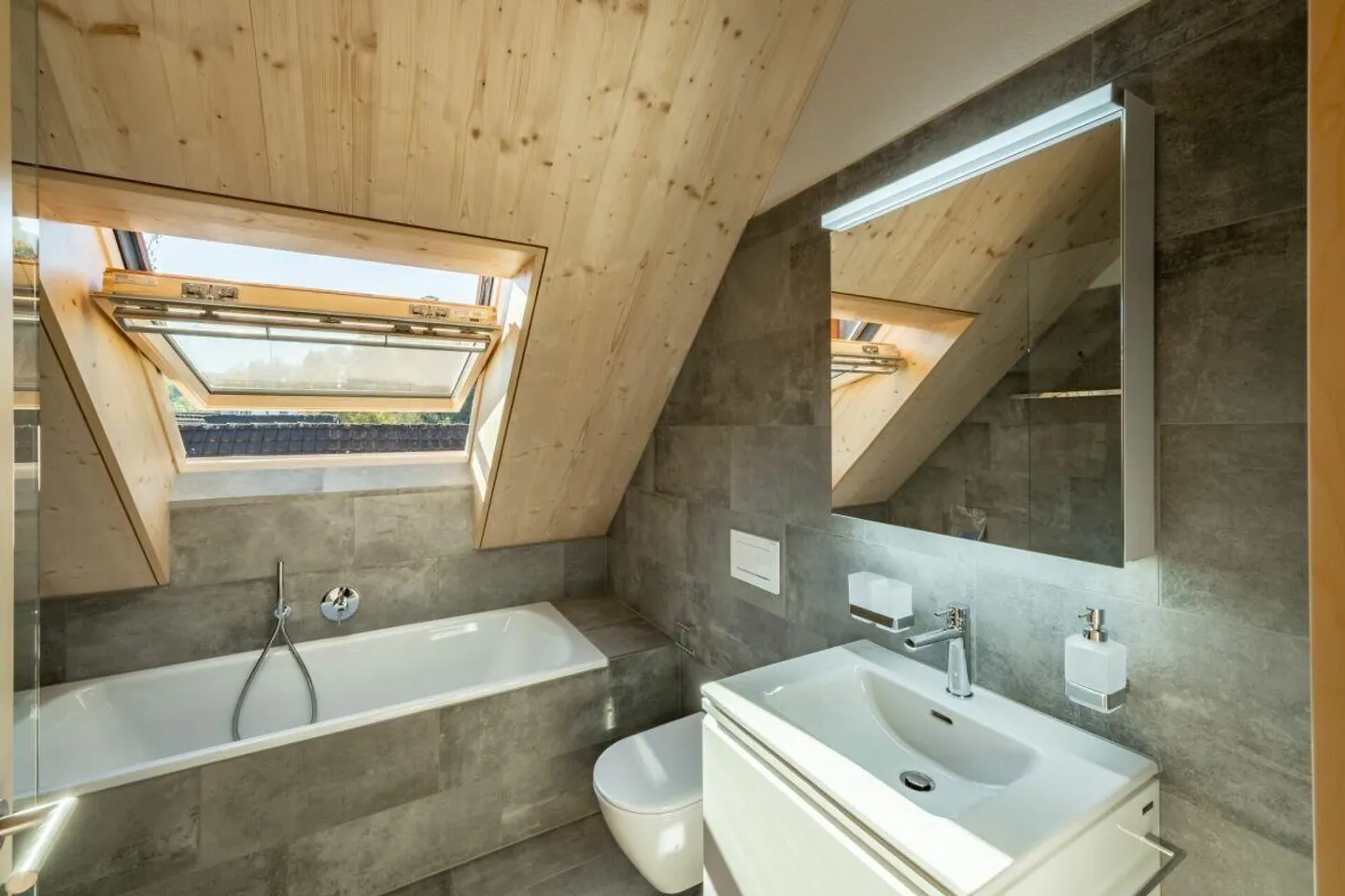 Appartamento da sogno 3,5 stanze a Weite disponibile immediatamente - Foto 7 di 10