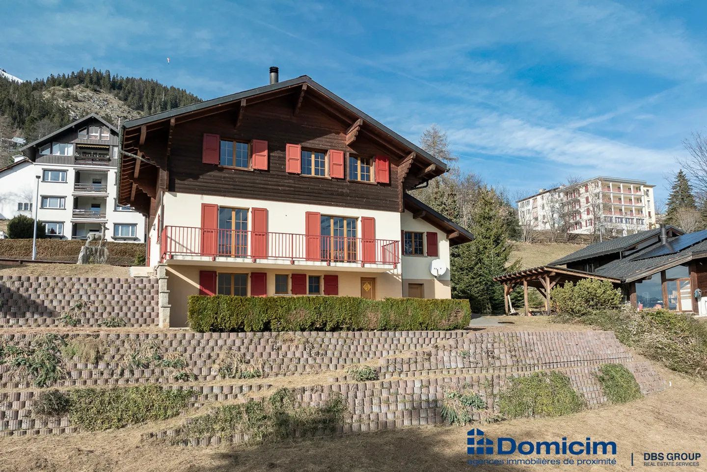 Modern Chalet near the center of Leysin - Photo 2 of 14