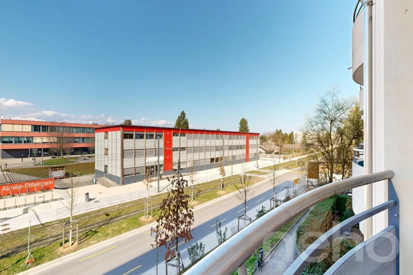 Di fronte al parco della residenza - Foto 11 di 12