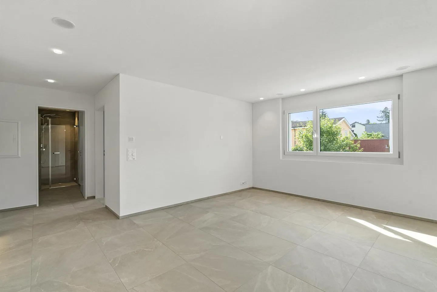 Modern 2.5-room apartment in ownership standard seeks new tenants - Photo 12 of 14