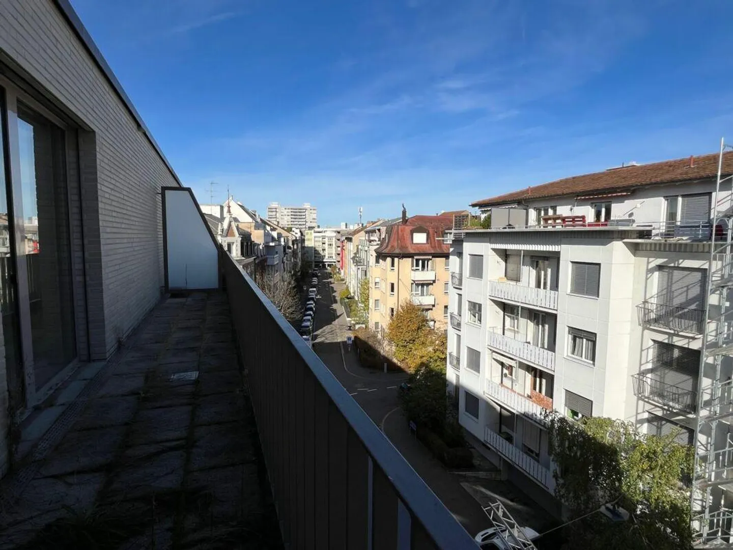 2.5-Zimmer-Wohnung im 4. Stock - Foto 5 von 10