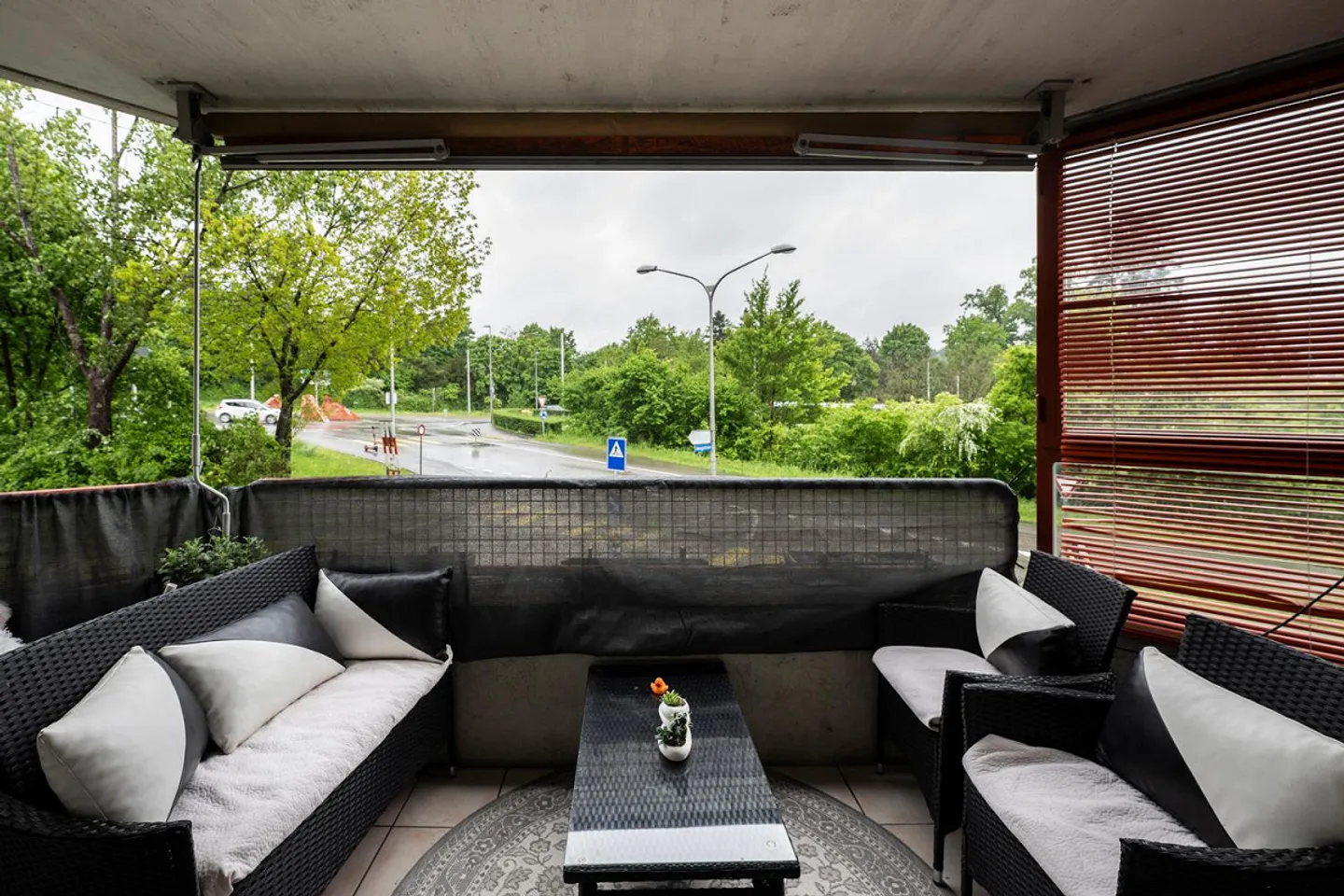 Wohnen und Arbeiten vereint – 6.5 Zimmer Duplex mit Büro - Foto 6 von 11