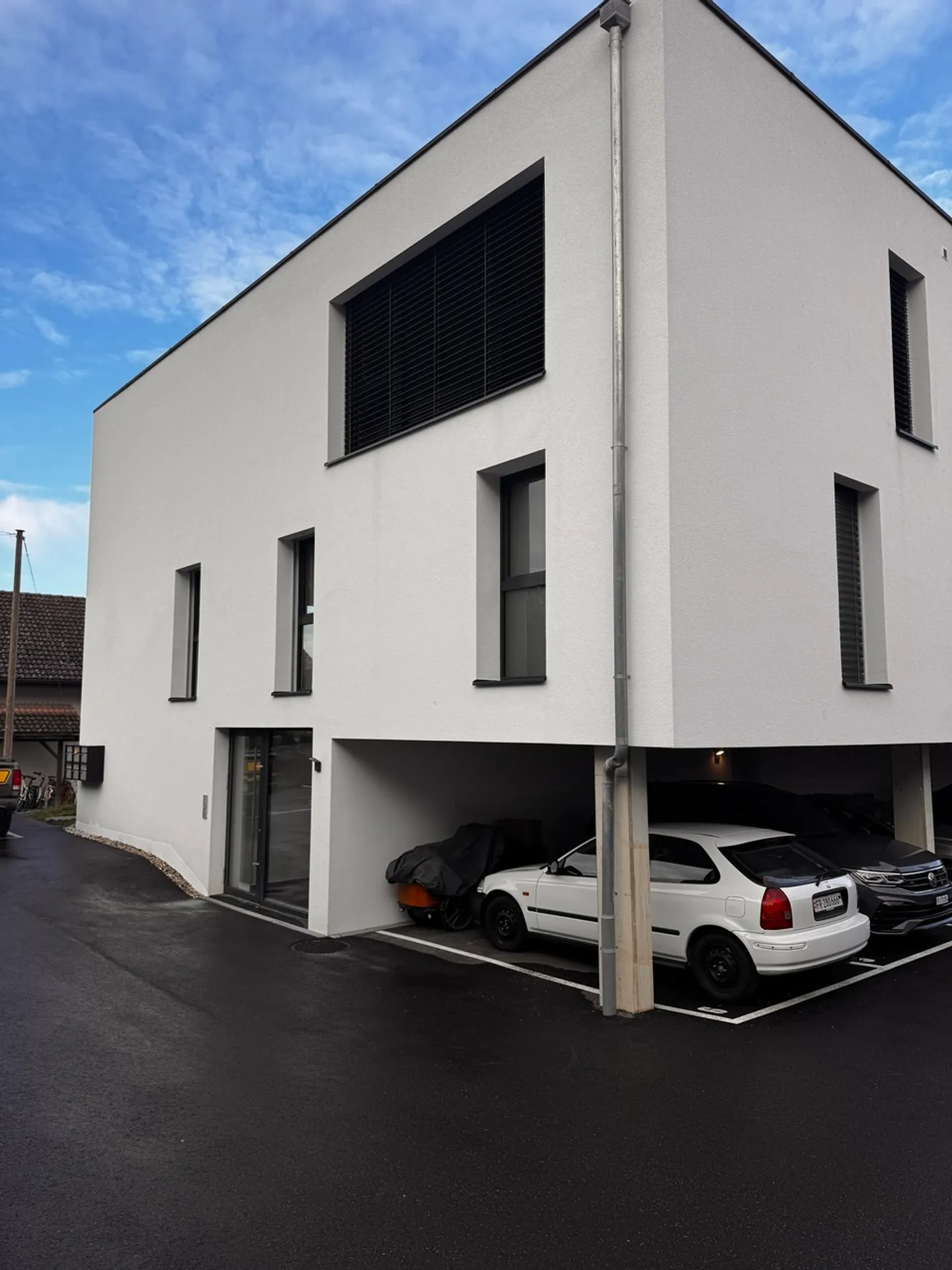 Portalban, à louer, appartement de 2.5 pièces, 57 m2 avec loggia - Foto 1 von 6