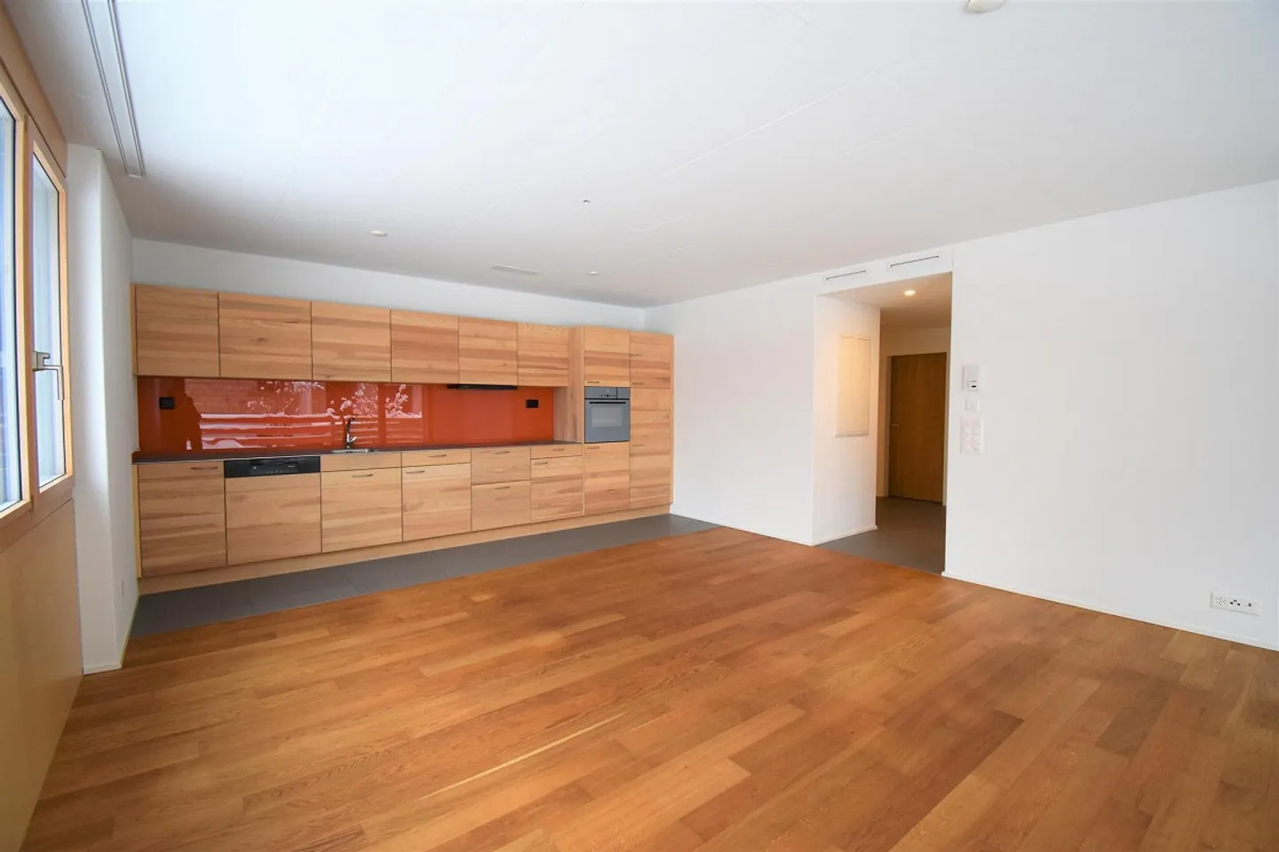 Sonnige Wohnung in ruhigem Quartier - Foto 2 von 9