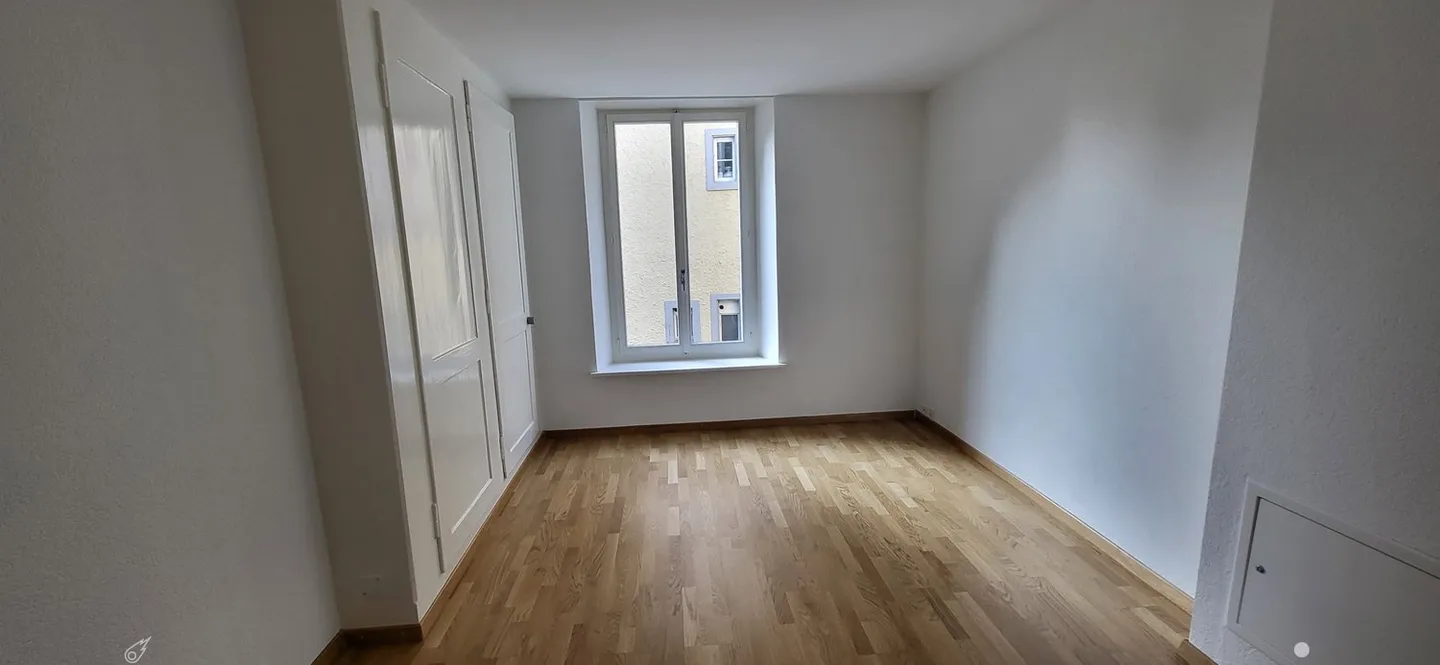 Charmante 2.5-Zimmer-Wohnung am Unteren Quai in Biel - Photo 4 sur 15