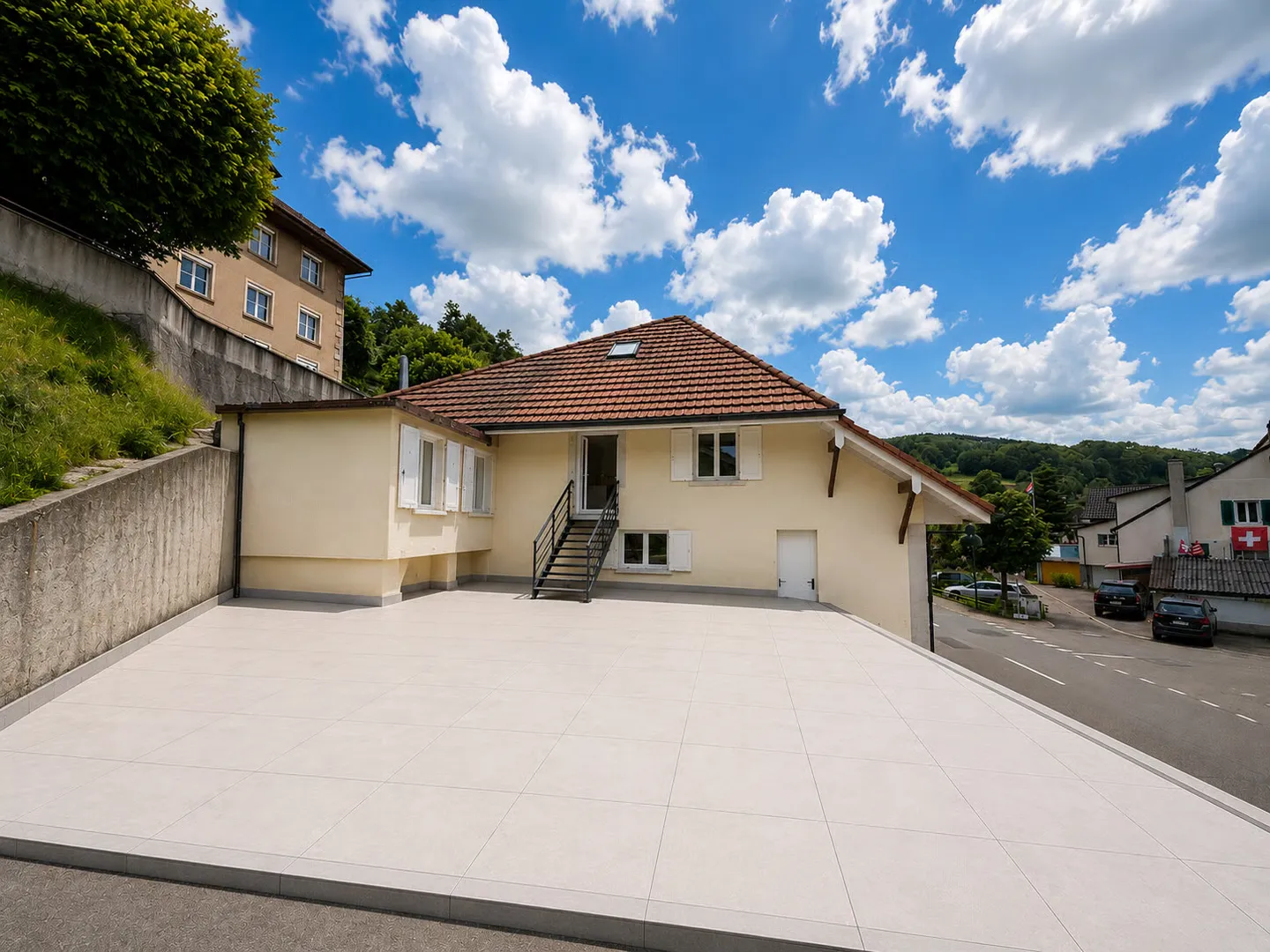 Geräumige Wohnung mit grosser Terrasse - Foto 1 von 8