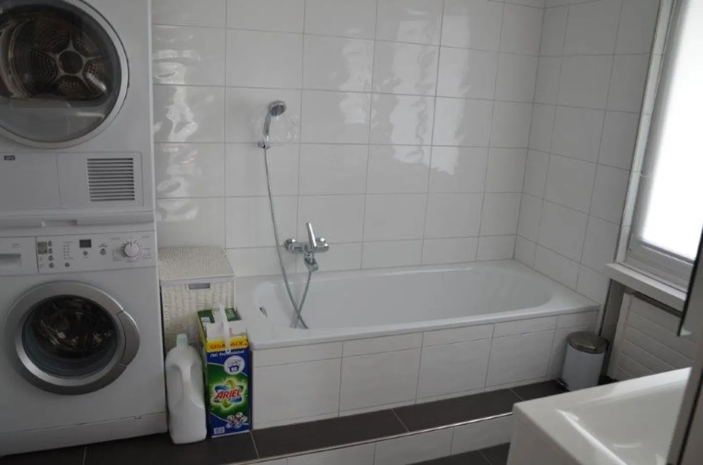 Attikawohnung mit grosser Terrasse - Foto 6 von 9