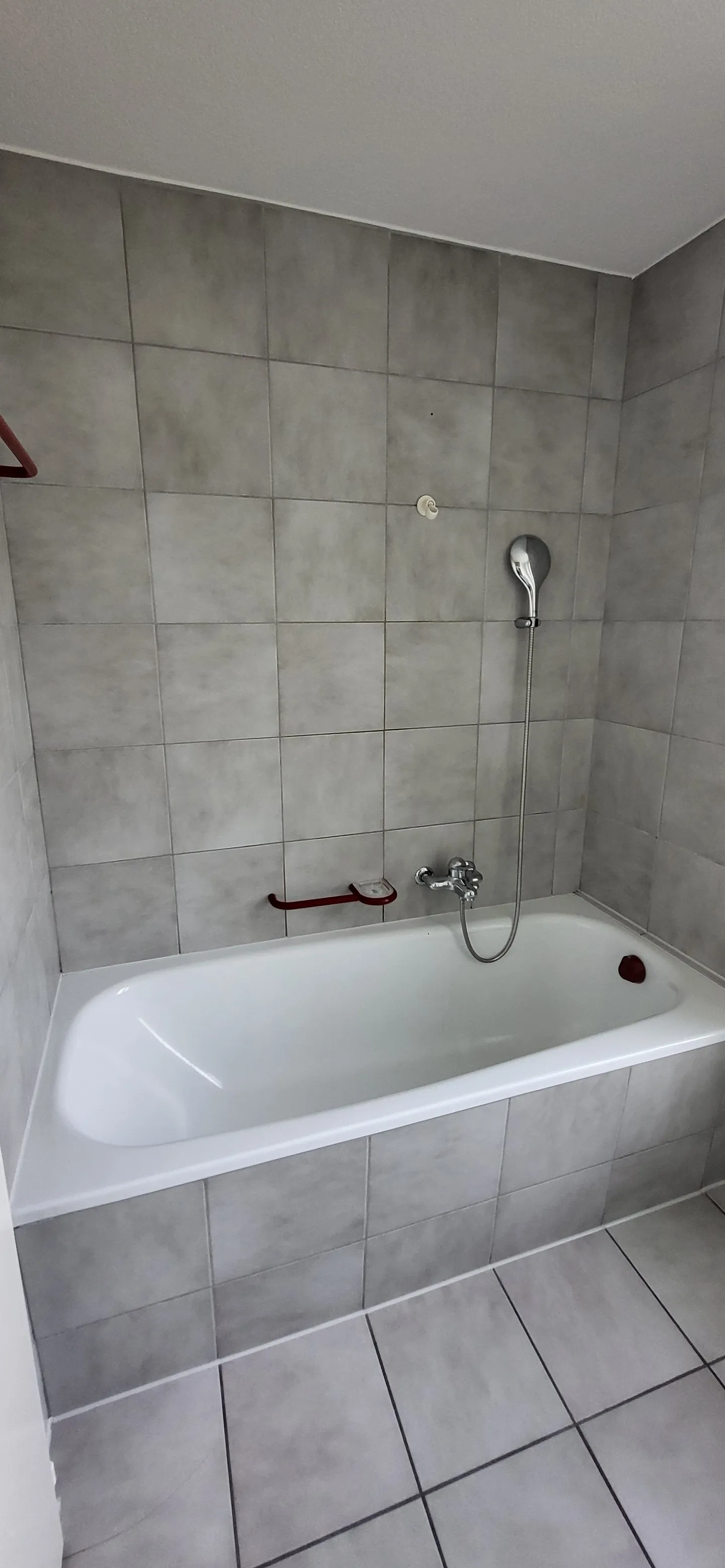 Charmante 2.5-Zimmer-Wohnung am Unteren Quai in Biel - Photo 10 sur 15