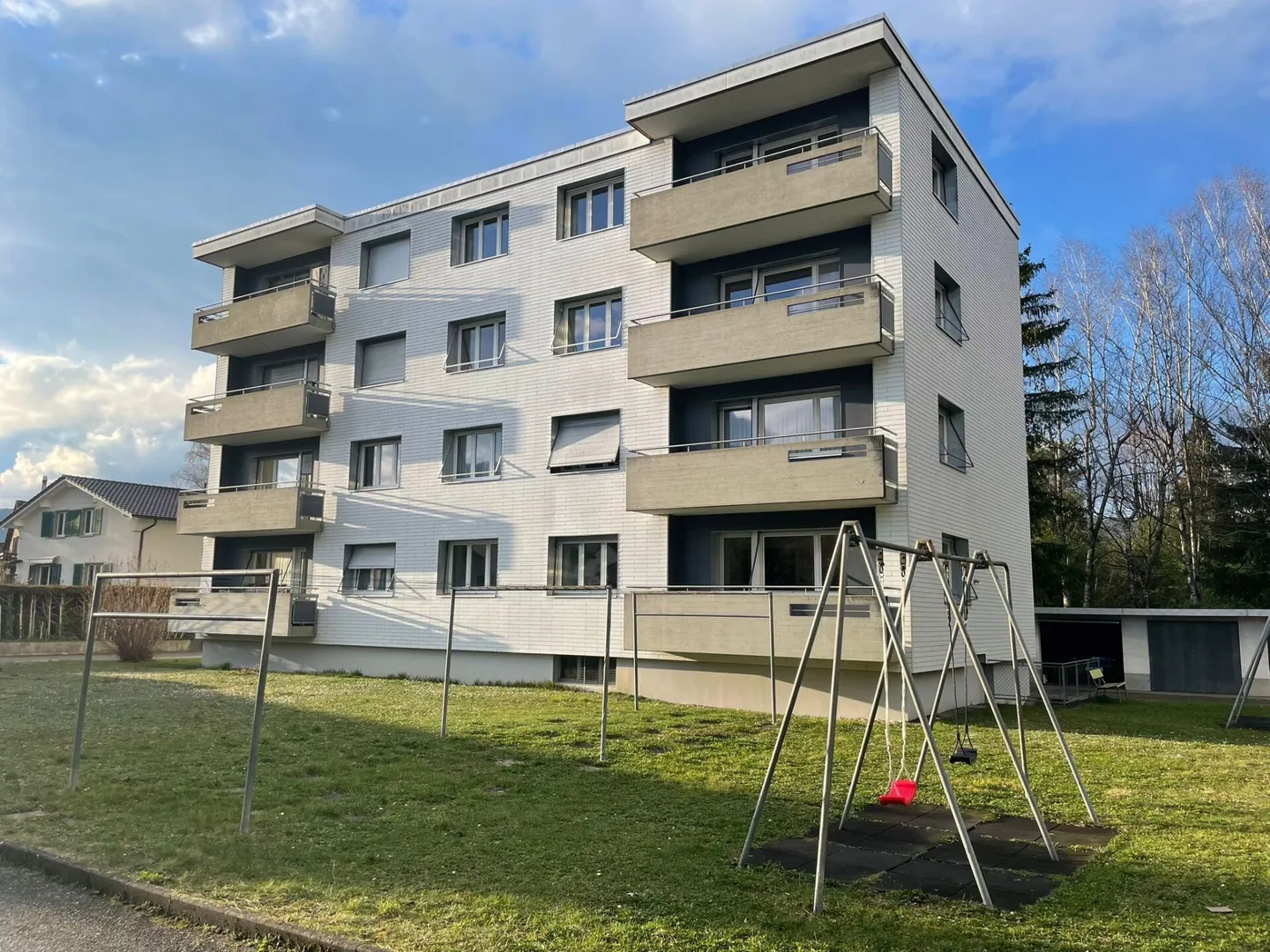 Appartamento completamente ristrutturato di 3,5 locali con balcone al 2° piano - Foto 6 di 6