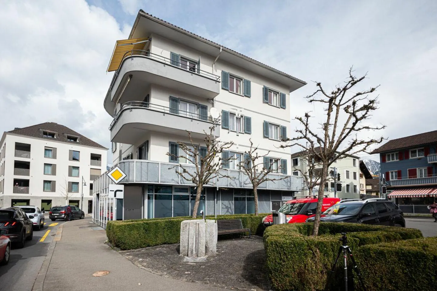 Attractive Retail Space Directly at Sarnen Train Station - Photo 4 of 4