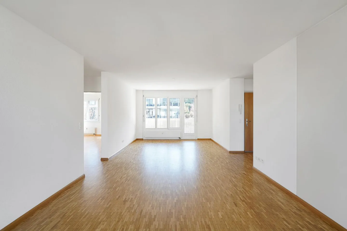 Ampio appartamento in un'atmosfera piacevole - Foto 3 di 8