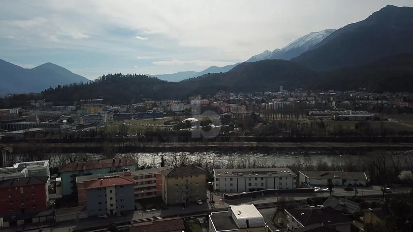TERRENO EDIFICABILE CON BELLISSIMA VISTA - Foto 2 di 6