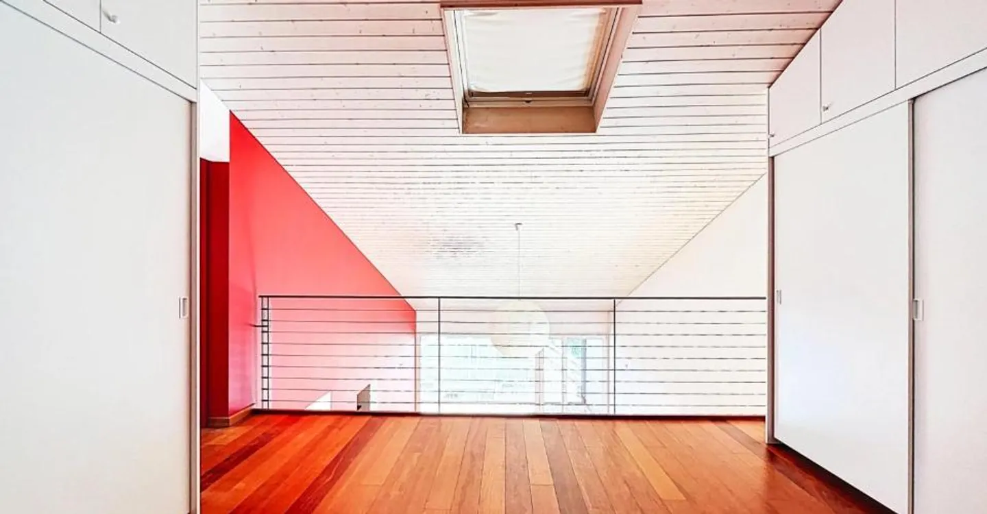Villa di architetto con terrazza di 100m2 e vista panoramica sul lago, a soli 10 minuti a piedi dal centro di Arzier - Foto 6 di 11