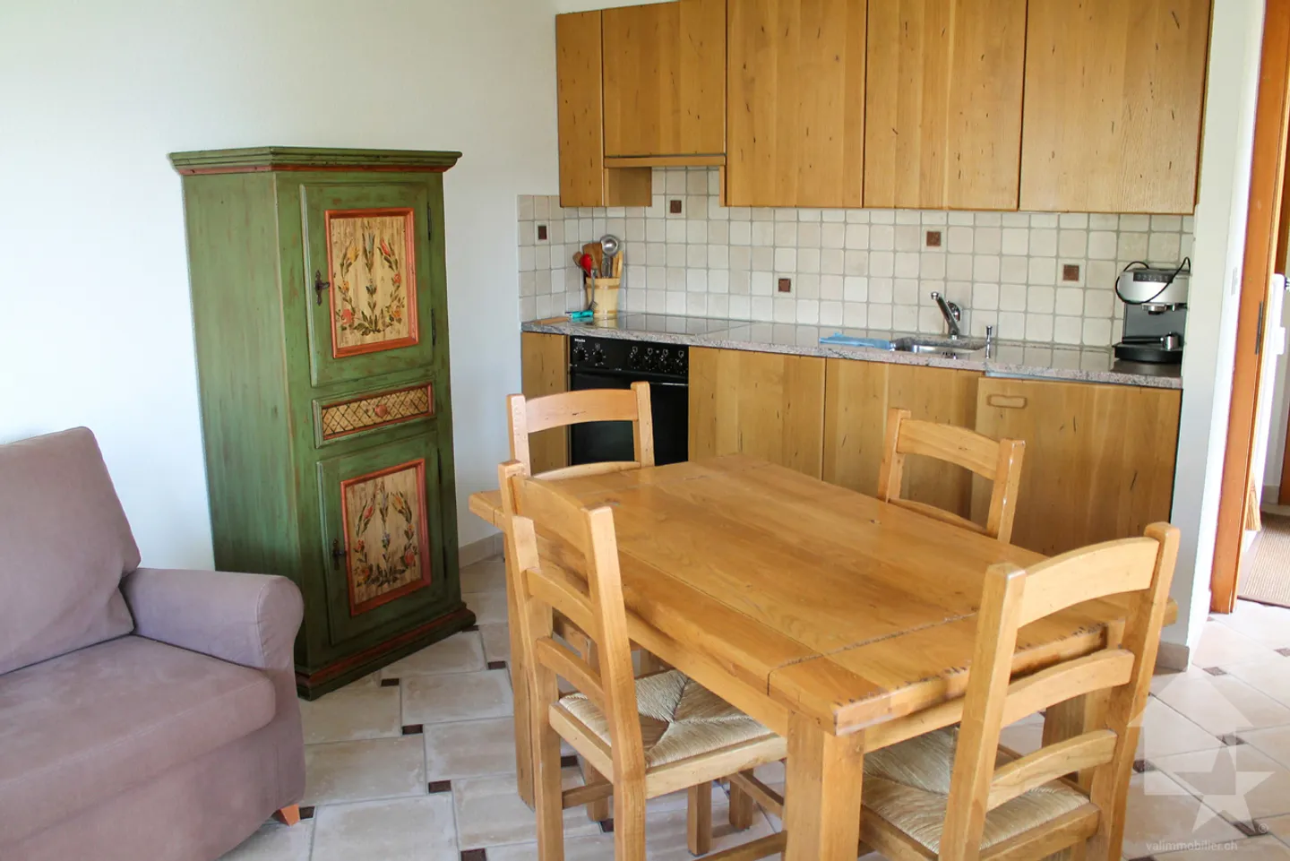 Carino appartamento di 2,5 locali nel centro di Tzoumaz - Foto 3 di 8