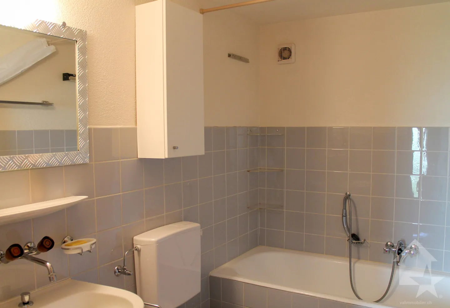 Carino appartamento di 2,5 locali nel centro di Tzoumaz - Foto 5 di 8