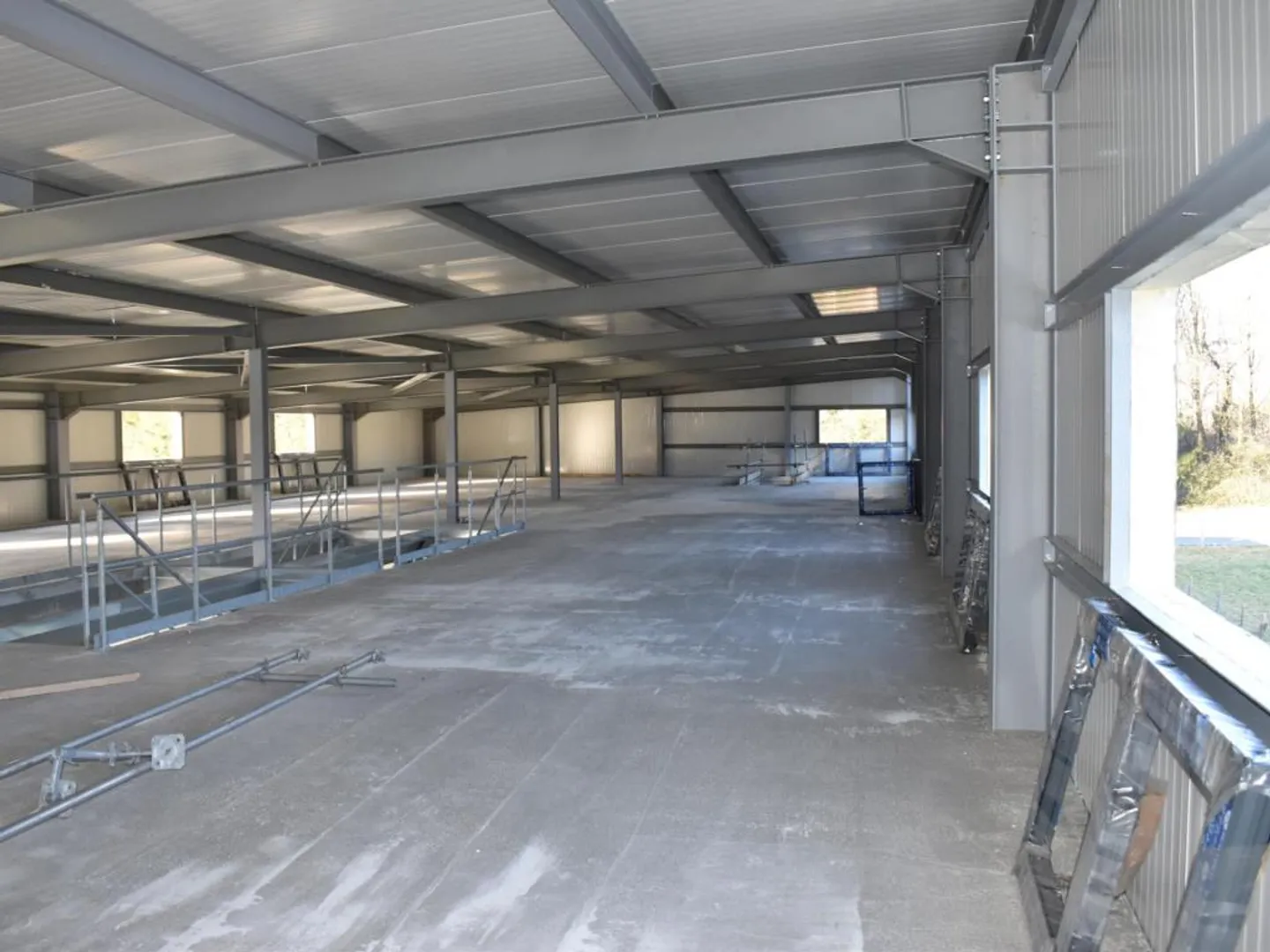 Aigle - Lager und Büros nach Plänen - Foto 9 von 10