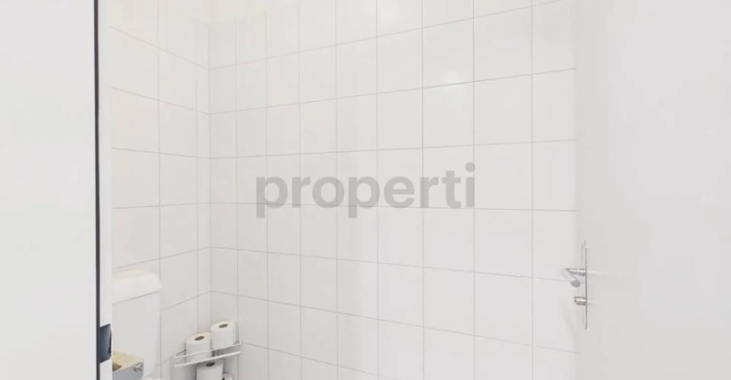 Attraktive Gewerbefläche mit Seesicht - Foto 9 von 13
