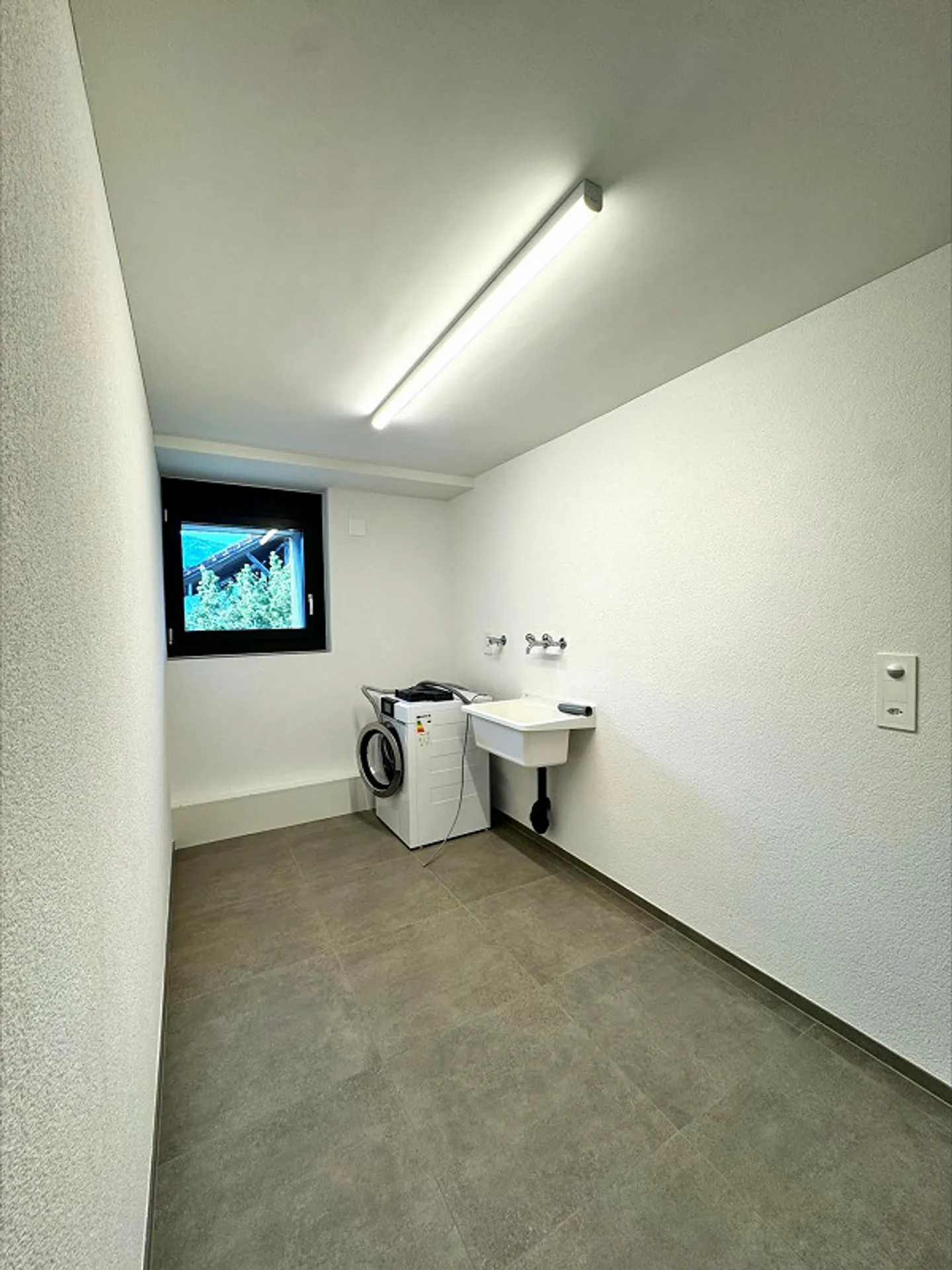 Moderne 3.5 Zimmer Wohnung - Foto 8 von 8