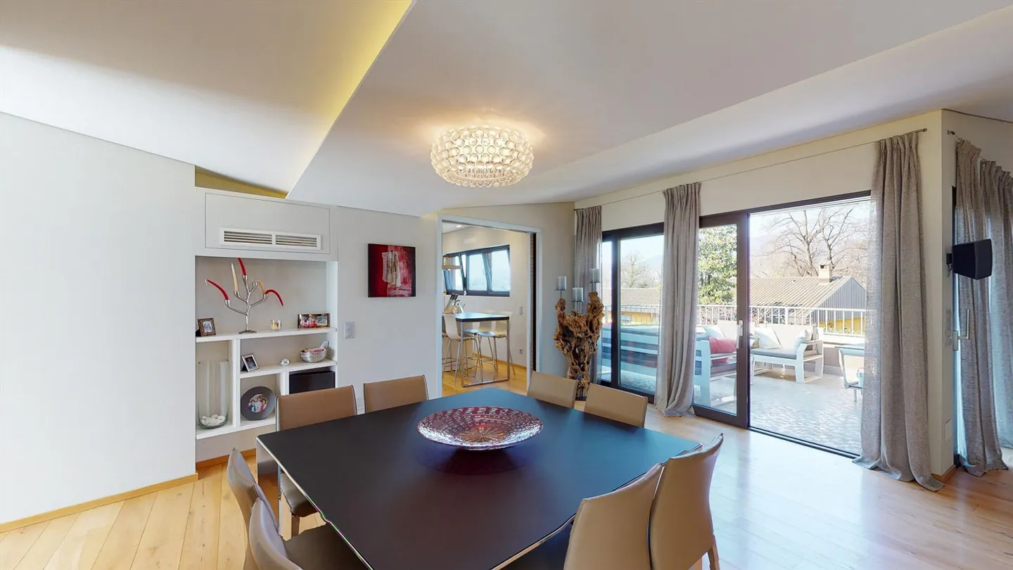 Mendrisio, raffinierte Einzelvilla mit Schwimmbad - Foto 7 von 30