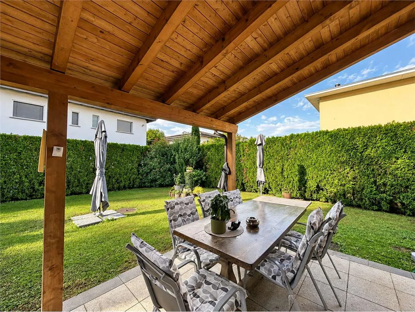 Casa singola con giardino - Foto 1 di 7
