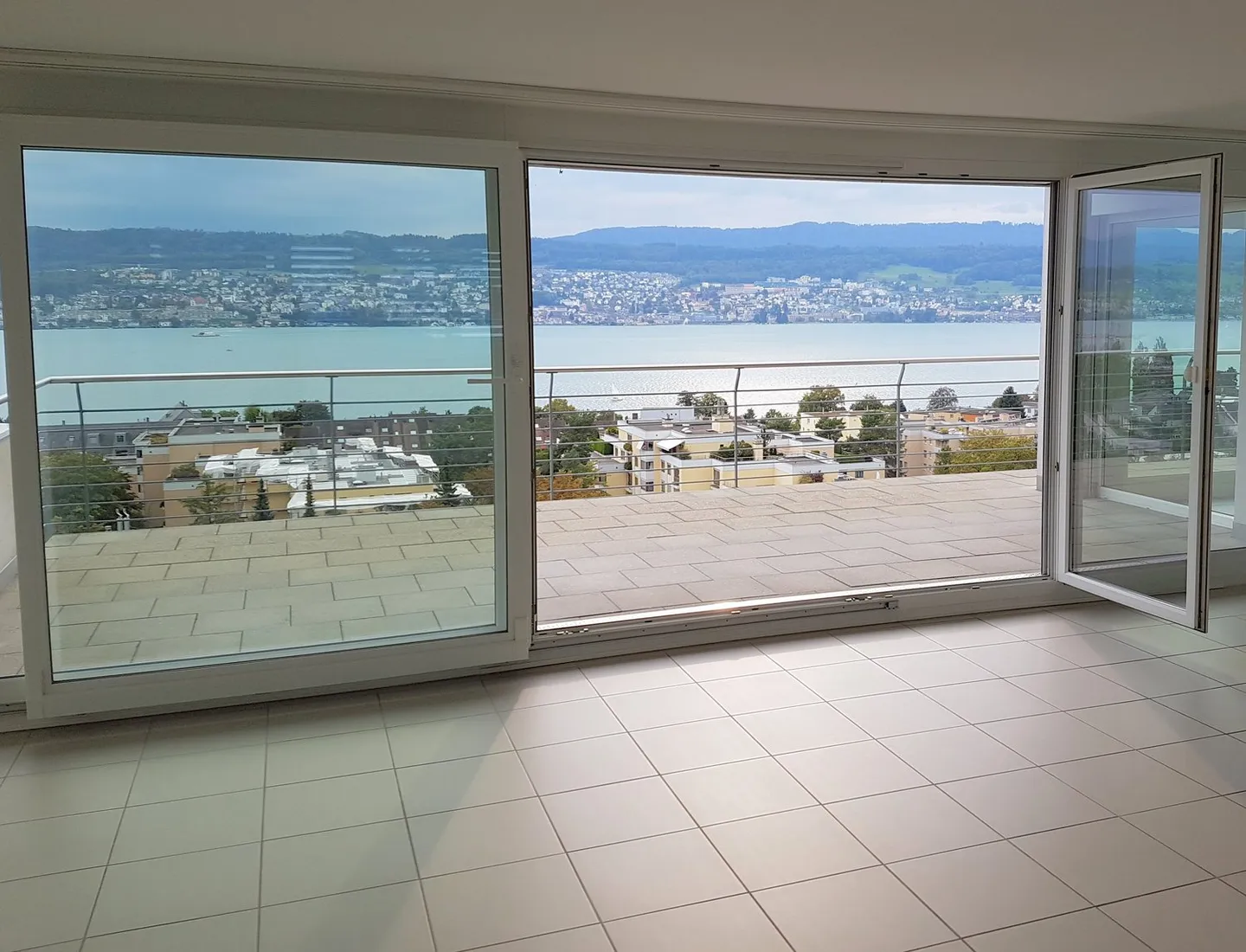 Exklusive Penthouse mit Seesicht - Foto 2 von 15