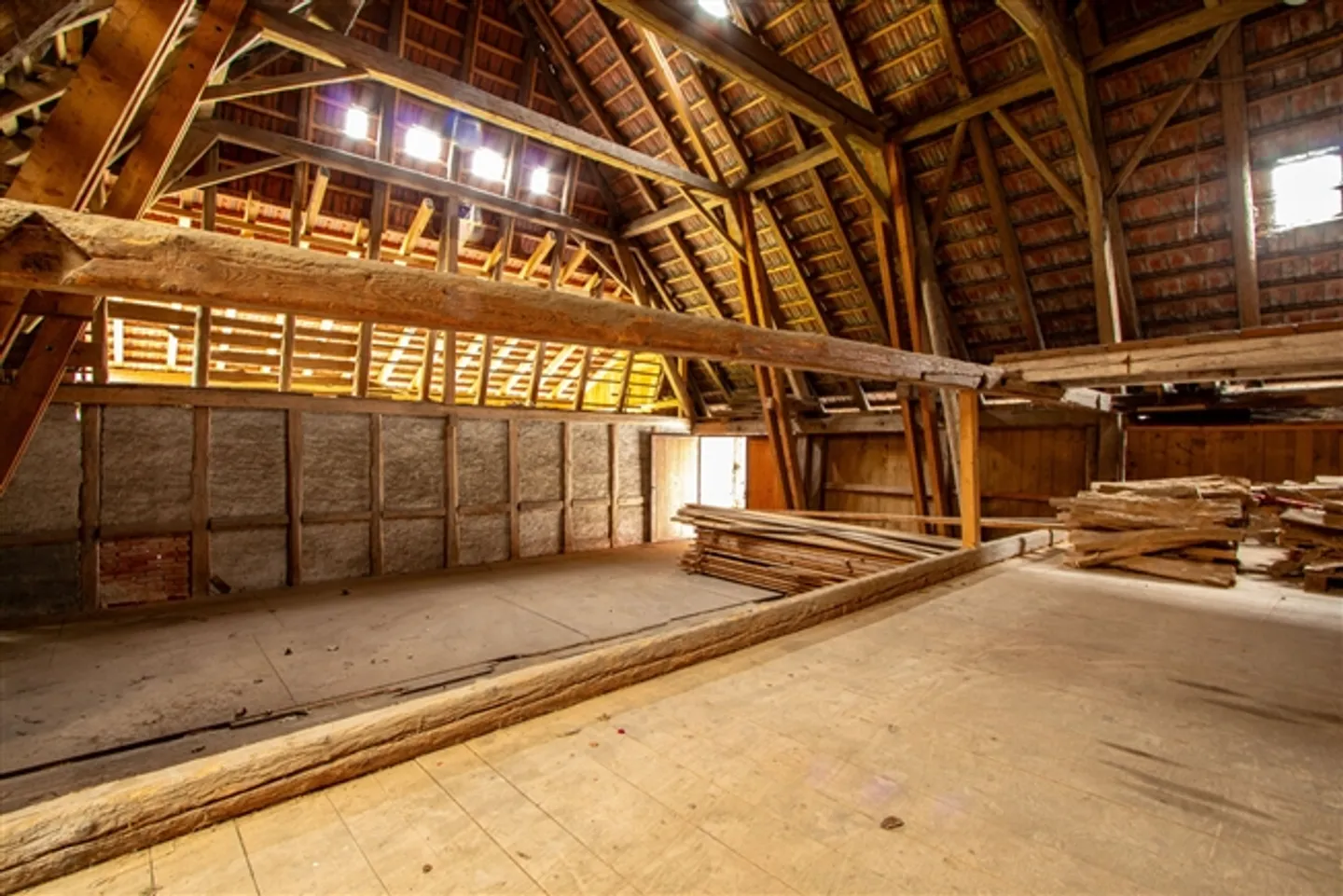 Residential and Economic Building with Development Potential - Photo 12 of 17