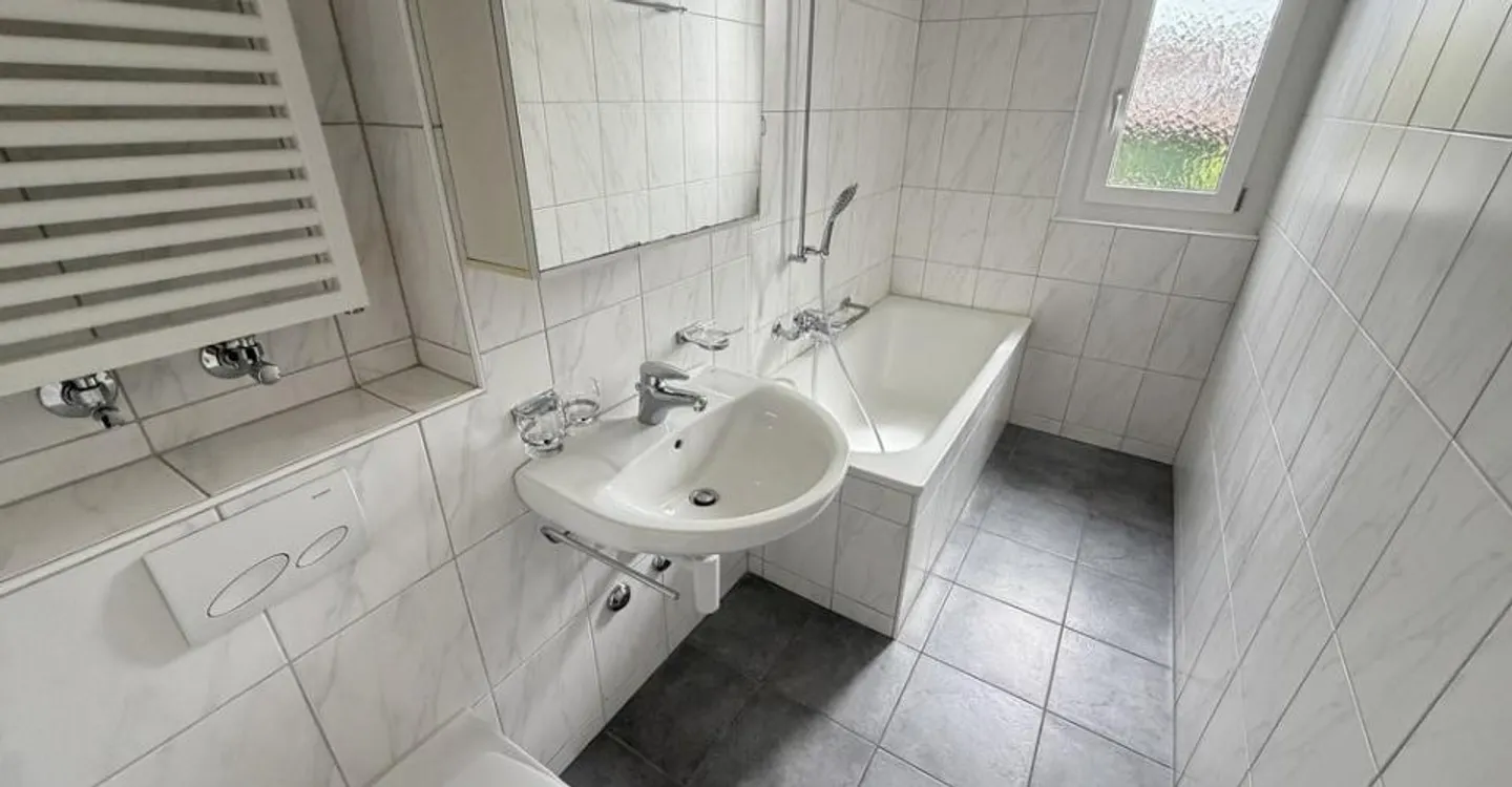 Attraktive Wohnung, nahe Bahnhof Lenzburg - Photo 6 of 9