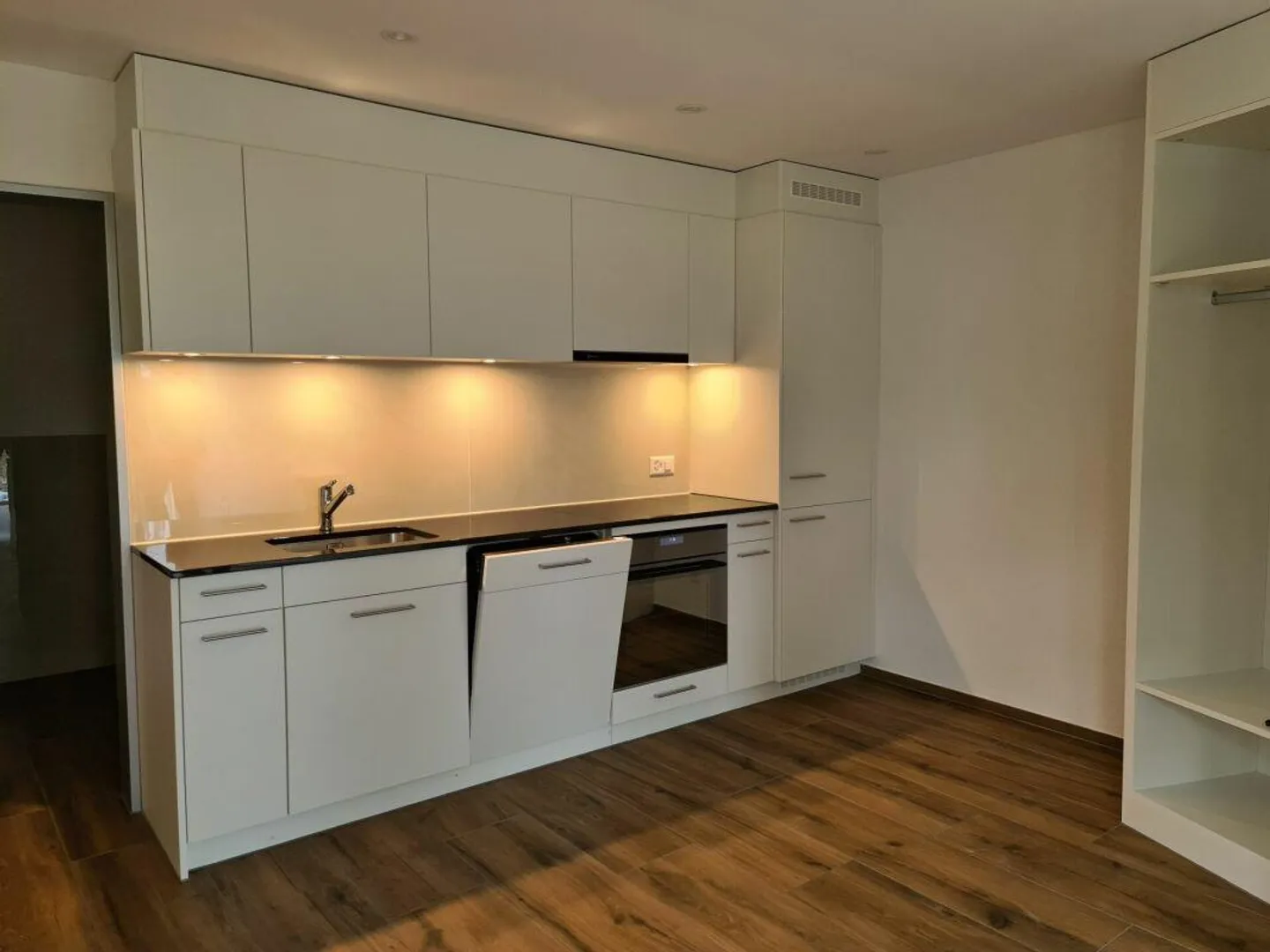 Modern 3.5 room apartment - Photo 5 of 5