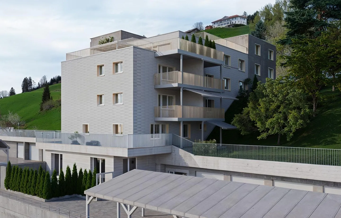 Appartamento 2.5 stanze completamente ristrutturato con balcone spazioso - Foto 3 di 3