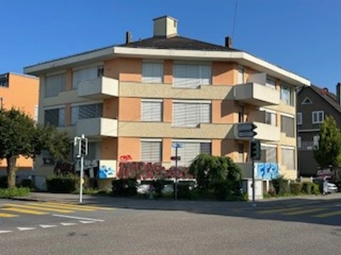 Posto auto in affitto - Foto 3 di 3