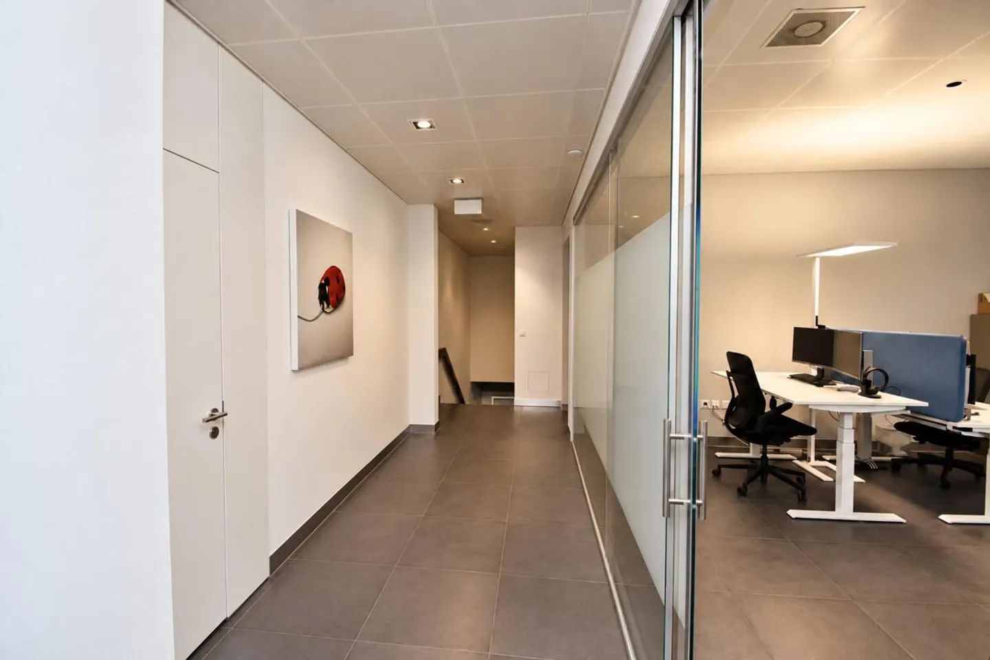 Espace de bureau et commercial polyvalent à Spiegel près de Berne - Photo 10 sur 14