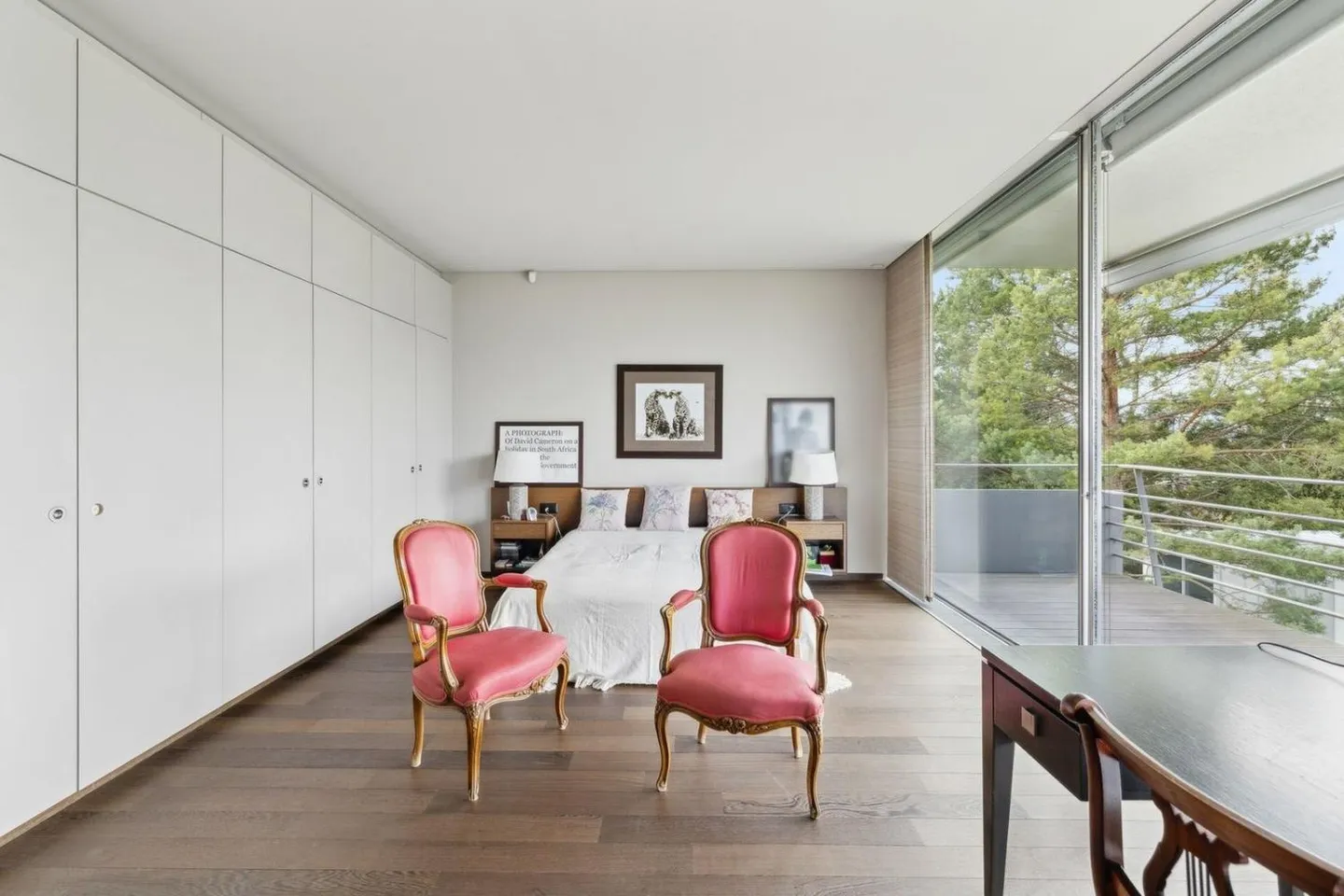 Villa Contemporaine avec Vue Lac - Photo 7 sur 10