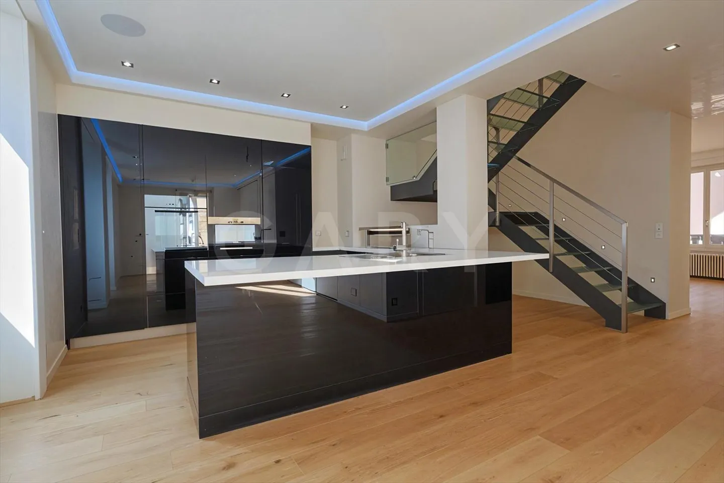 Duplex 5 rooms - Photo 3 of 11