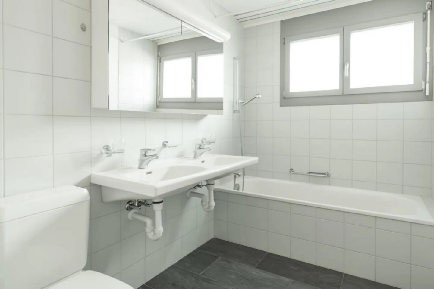 Quiet apartment in a central location - Photo 4 of 6