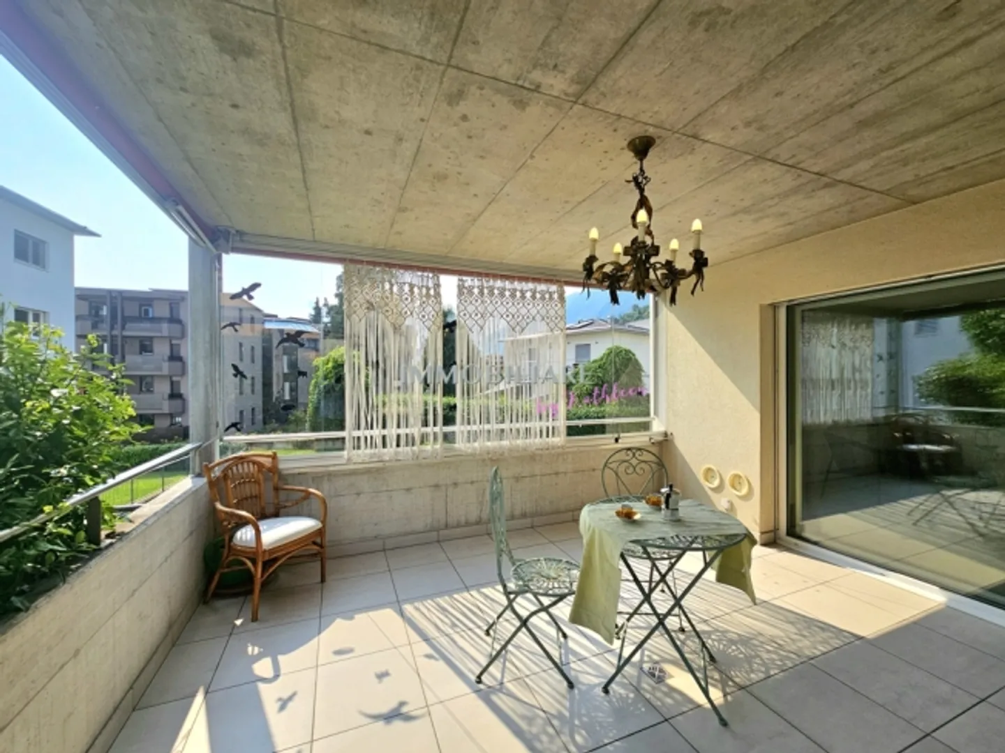 Appartamento con giardino privato e camino - Foto 9 von 14