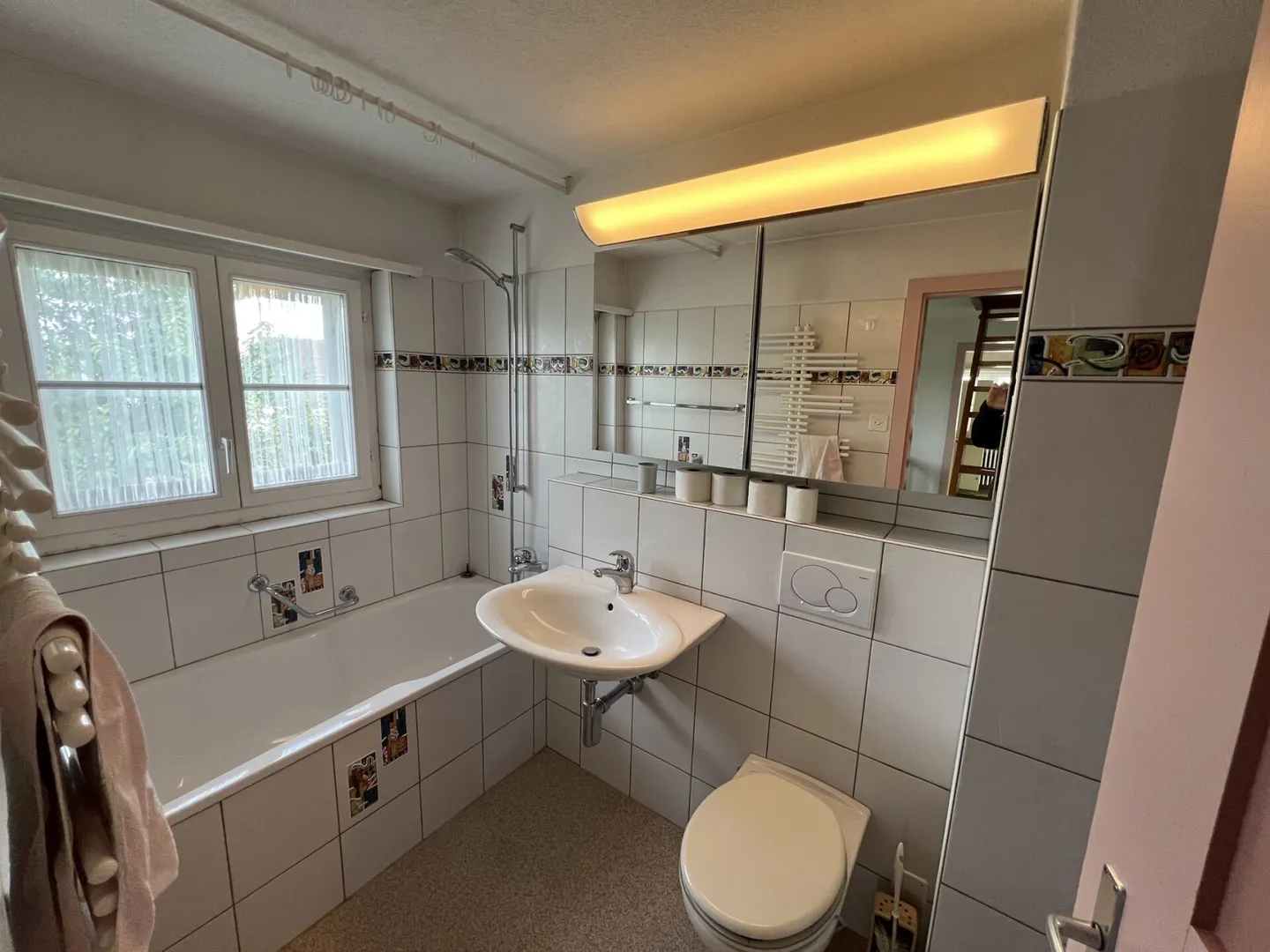 Charmantes Einfamilienhaus mit Wintergarten - Foto 3 von 10