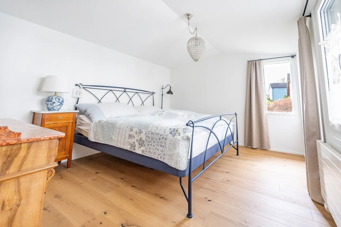 6.5-room single-family house, workshop, garden - Photo 10 of 12