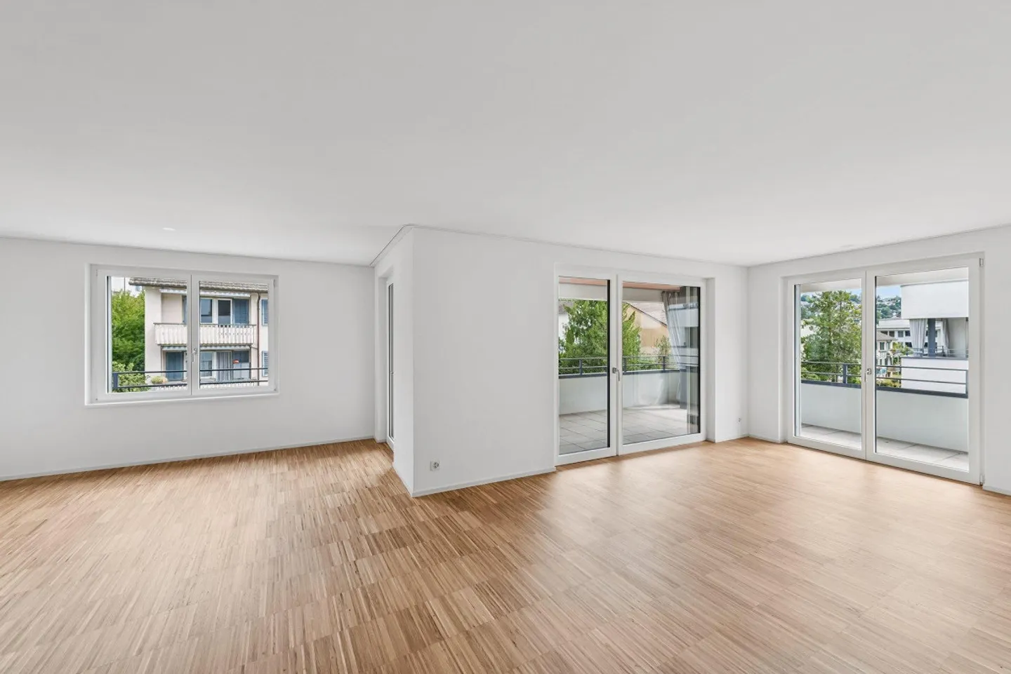 New apartment - Your happiness by the lake - Photo 2 of 9