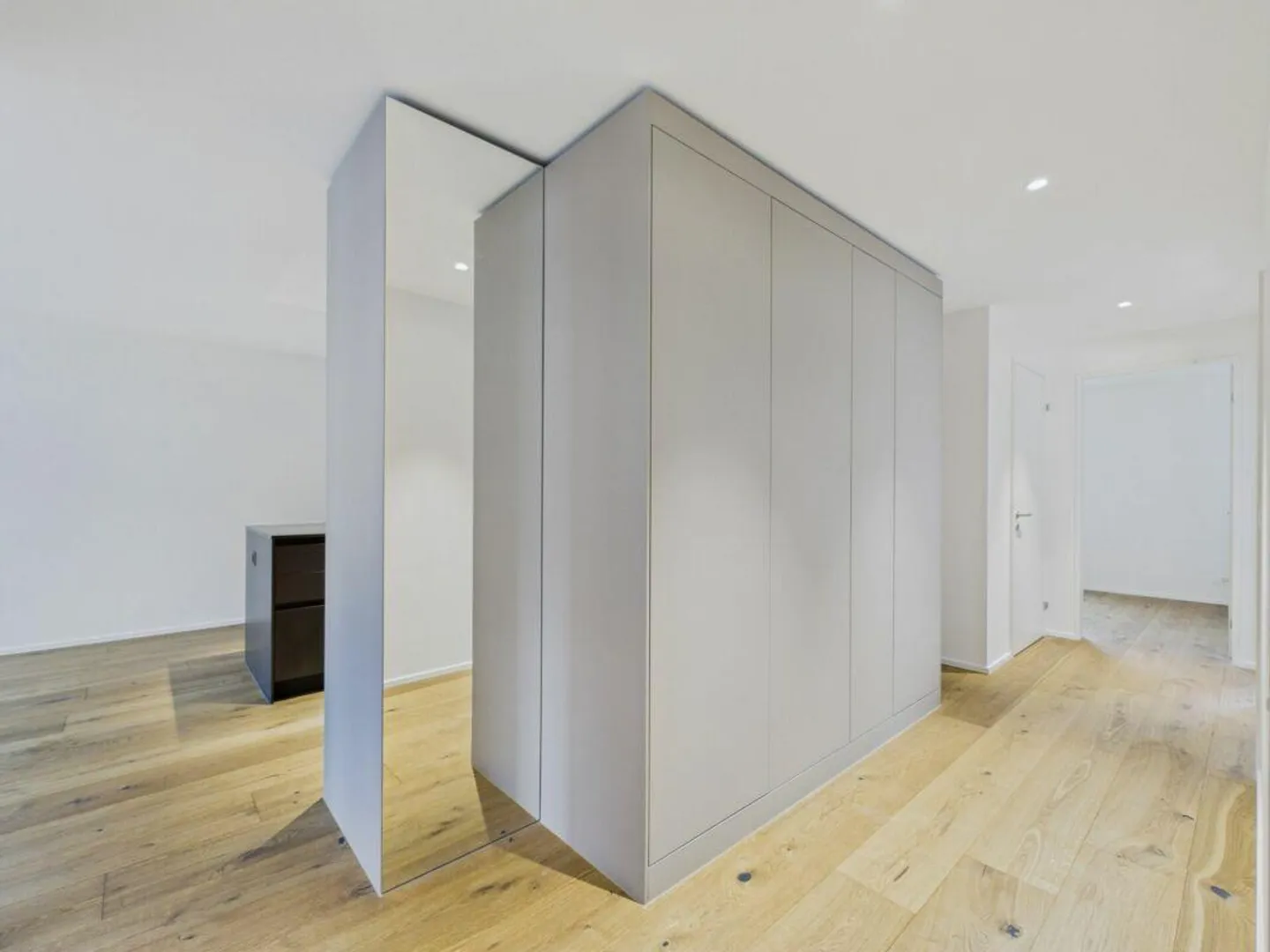 Stilvolle Neubauwohnung mit Garten - Foto 4 von 10