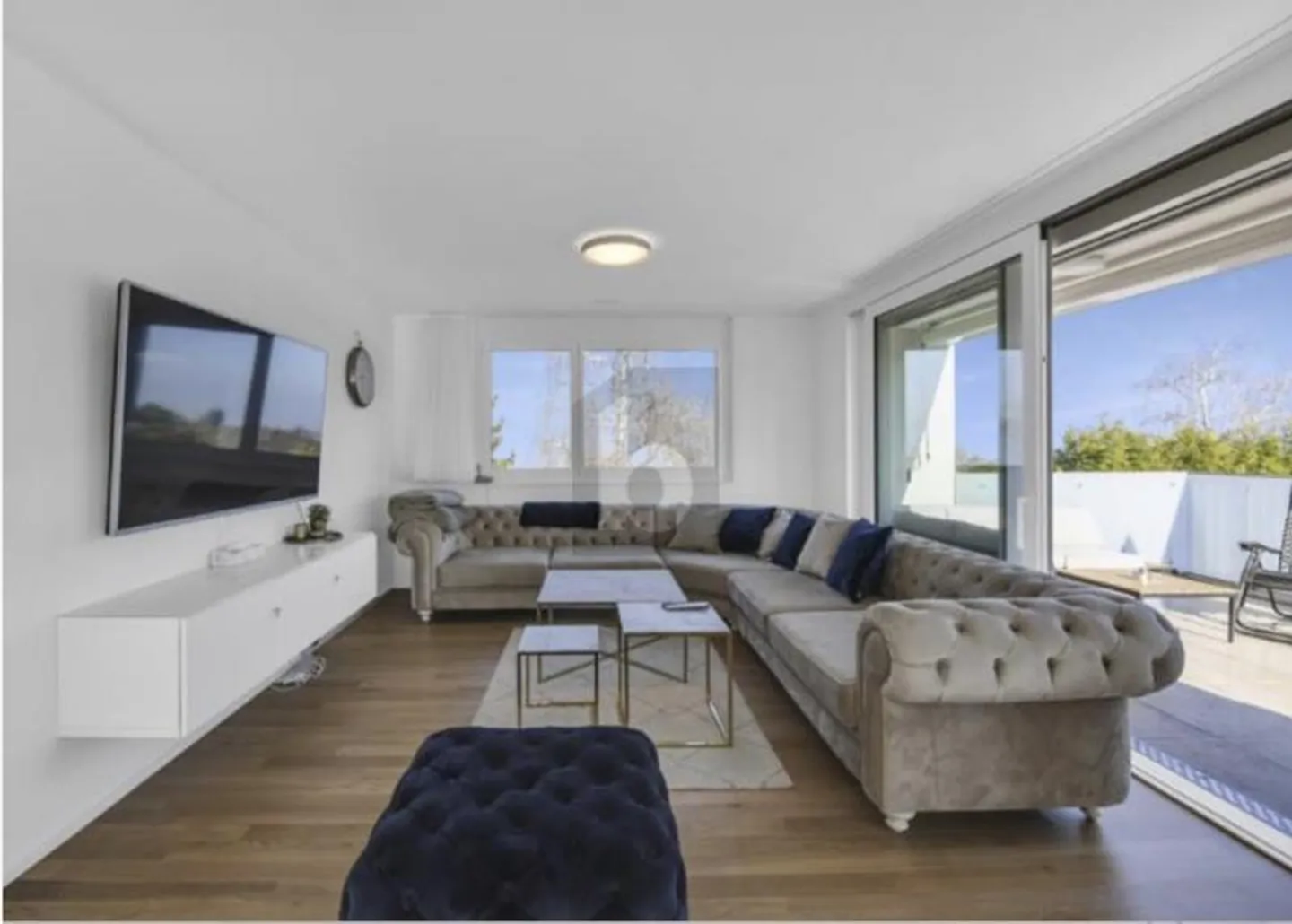 Luxuswohnung mit Terrasse - Foto 2 von 6